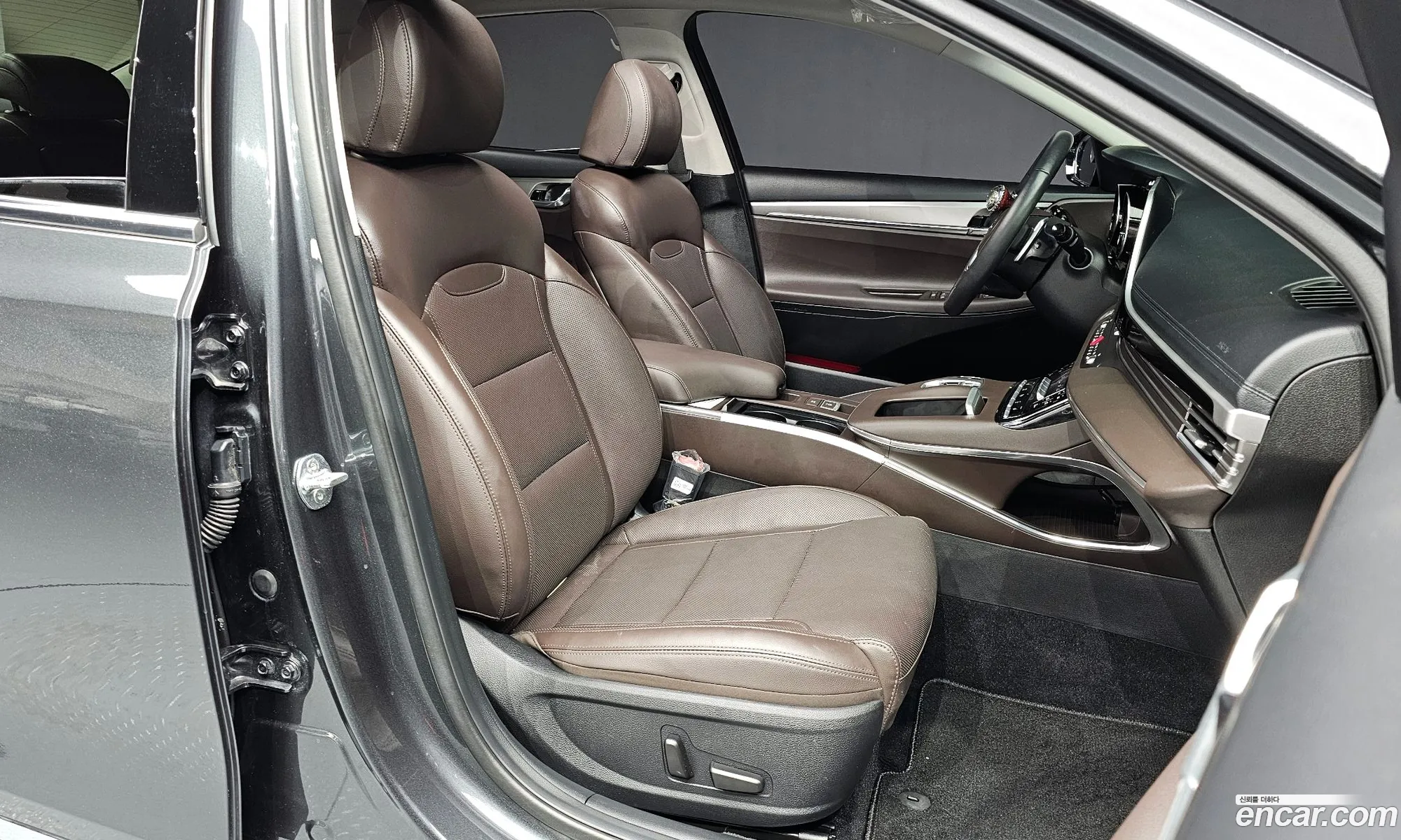 Hyundai Grandeur IG 2021 — 31