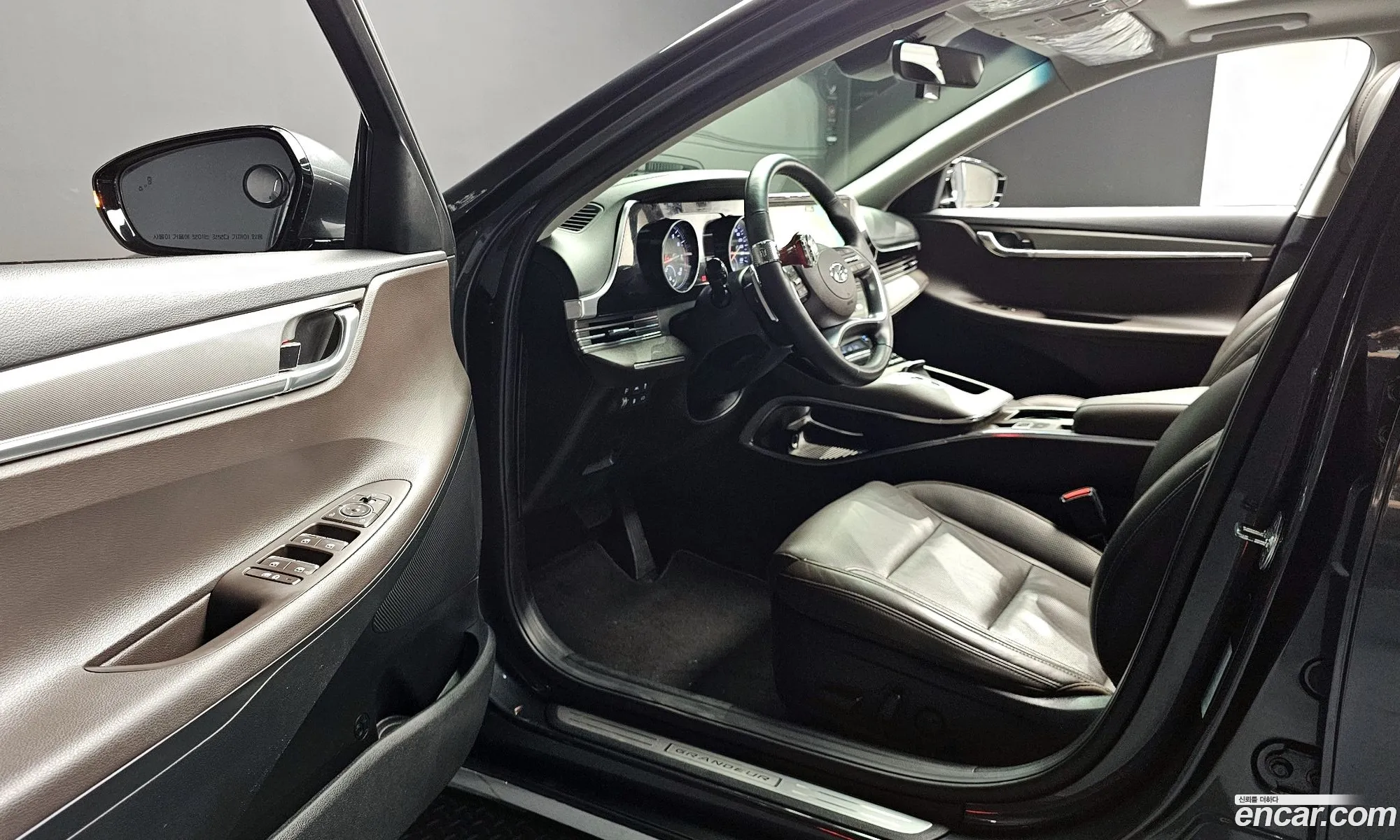 Hyundai Grandeur IG 2021 — 27