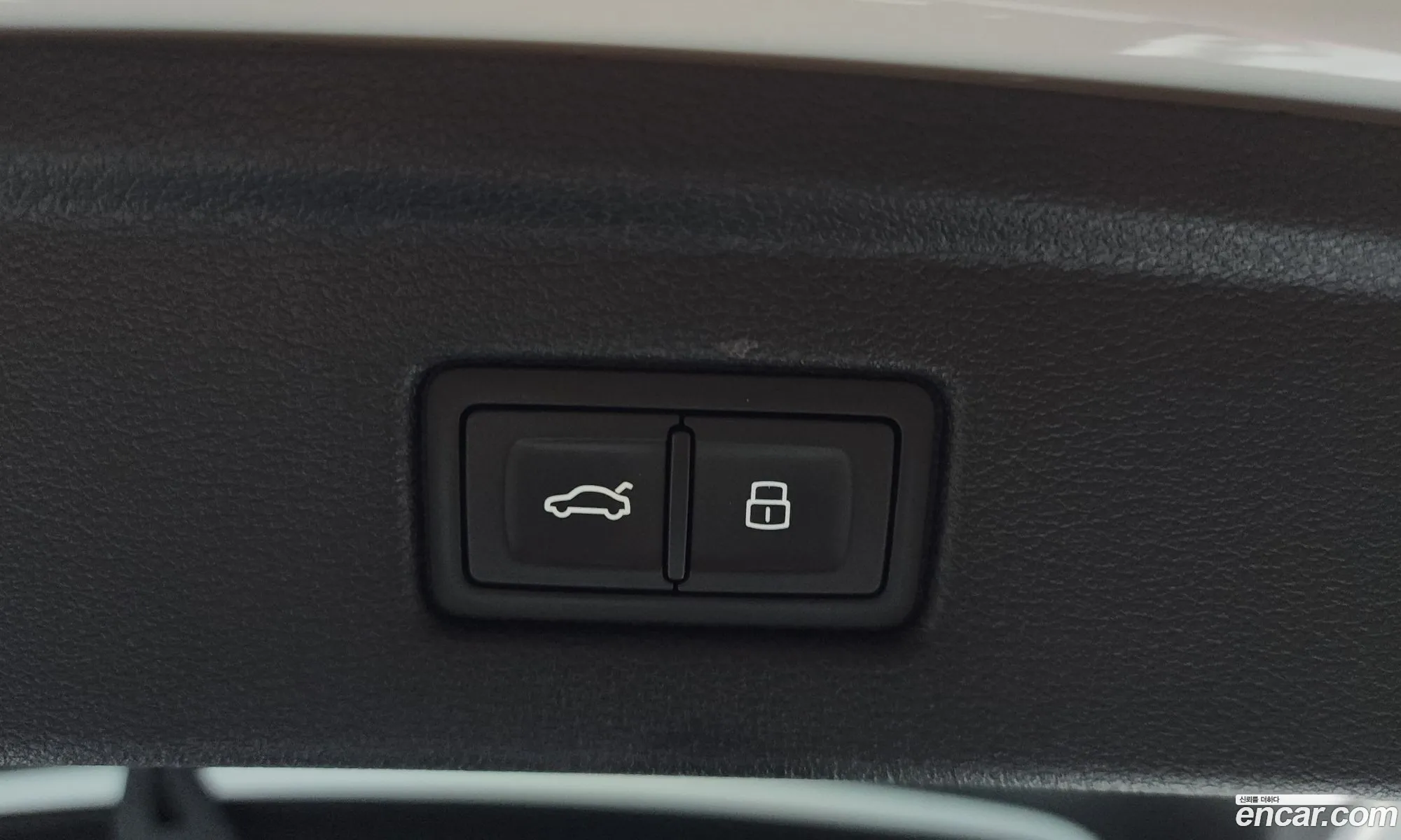Audi A5 2020 WAUZZZF52LA009024 — 5