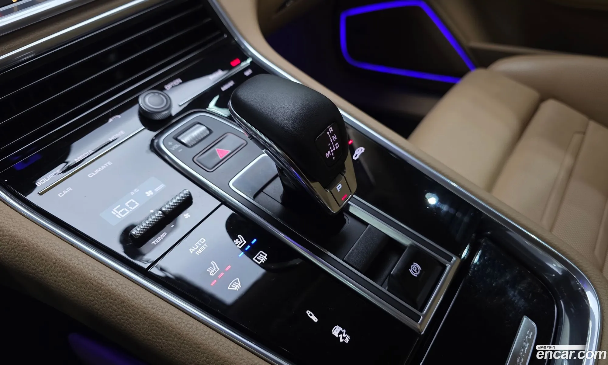 Porsche Panamera 2019 WP0AA2971KL100736 — 18