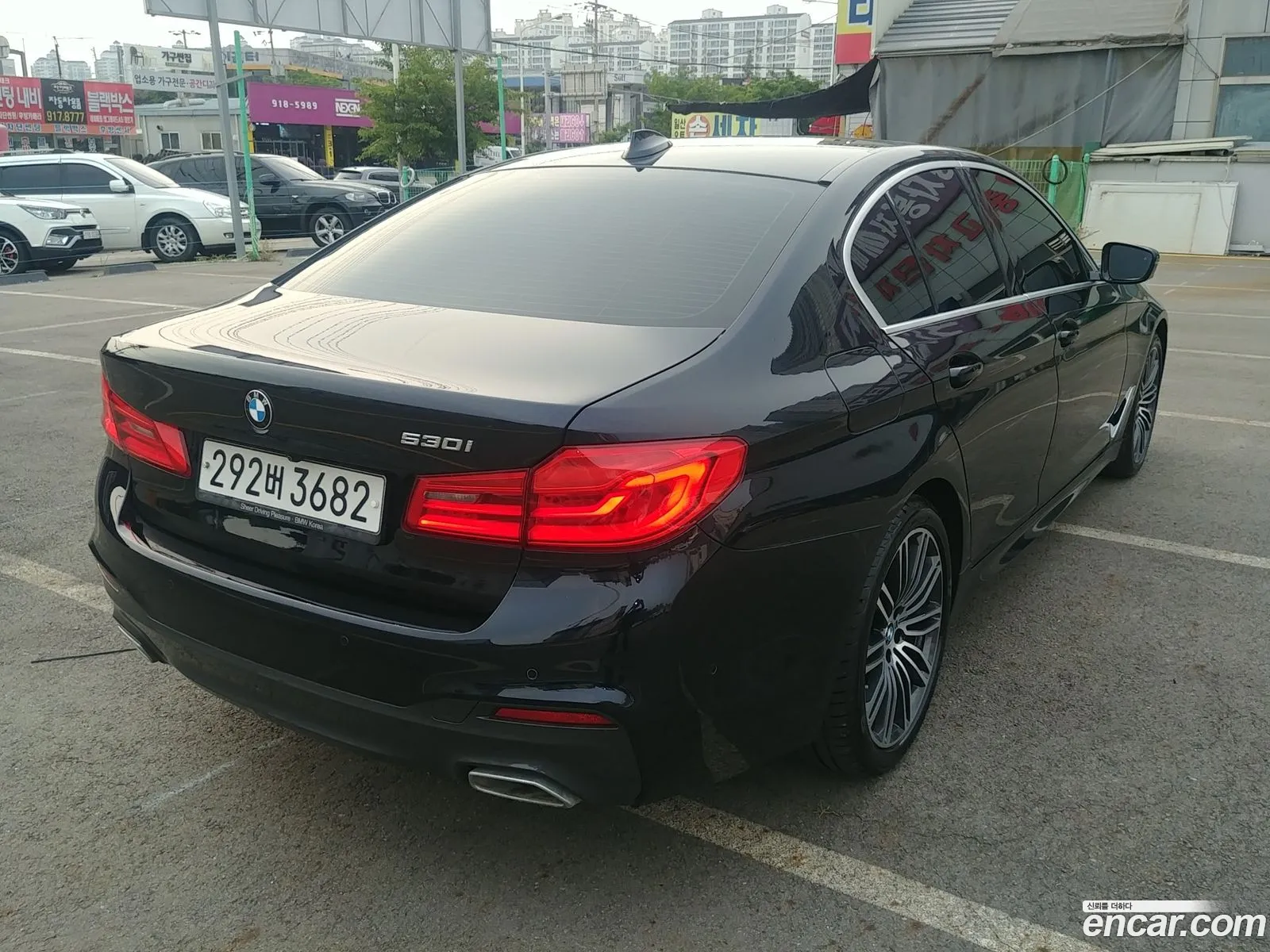 BMW 5 Series 2019 — 12