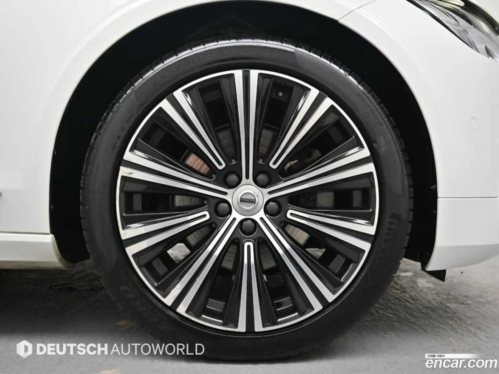 Volvo S90 2021 — 2