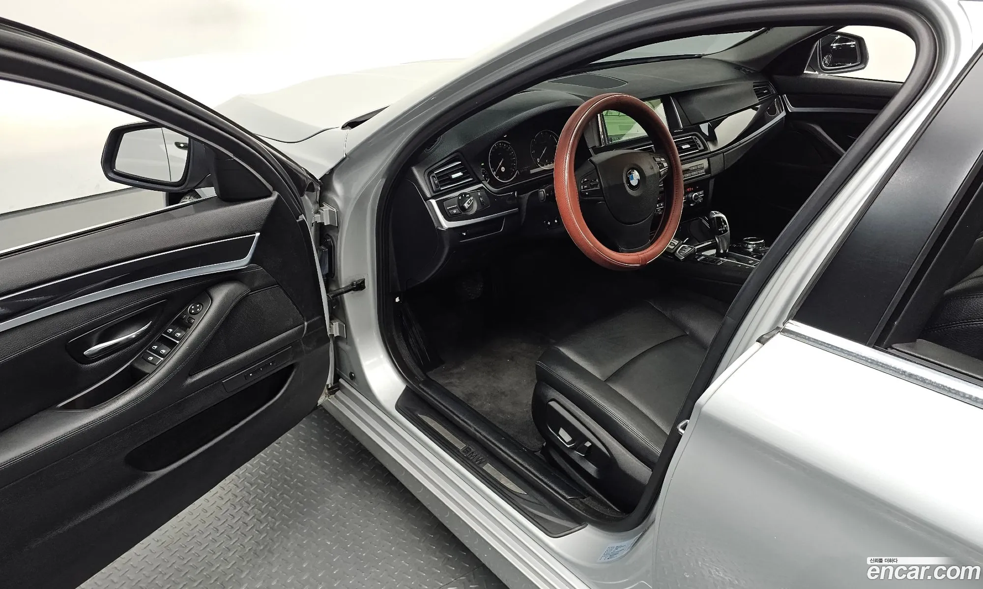 BMW 5 Series 2013 WBA5B9105ED028778 — 4