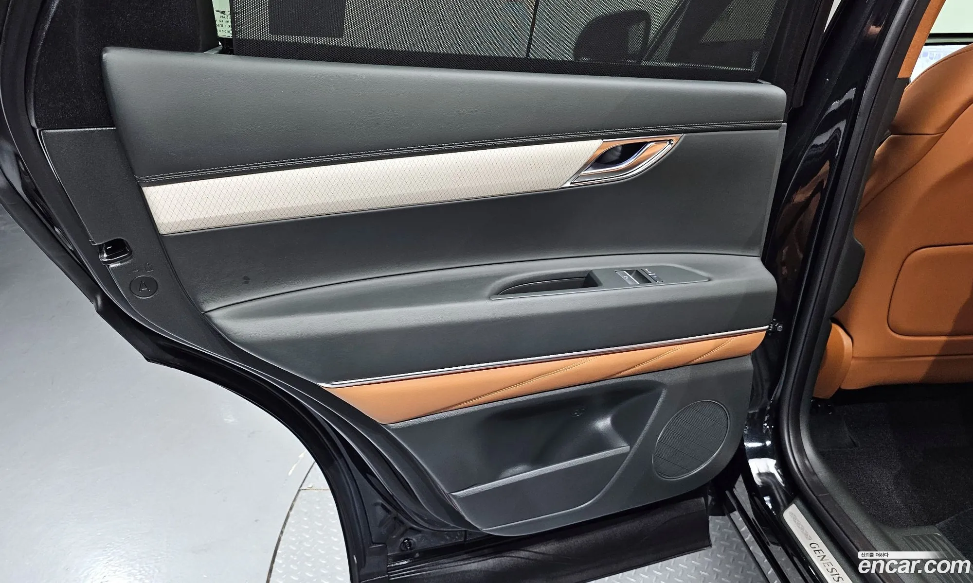 Genesis GV80 2023 — 13