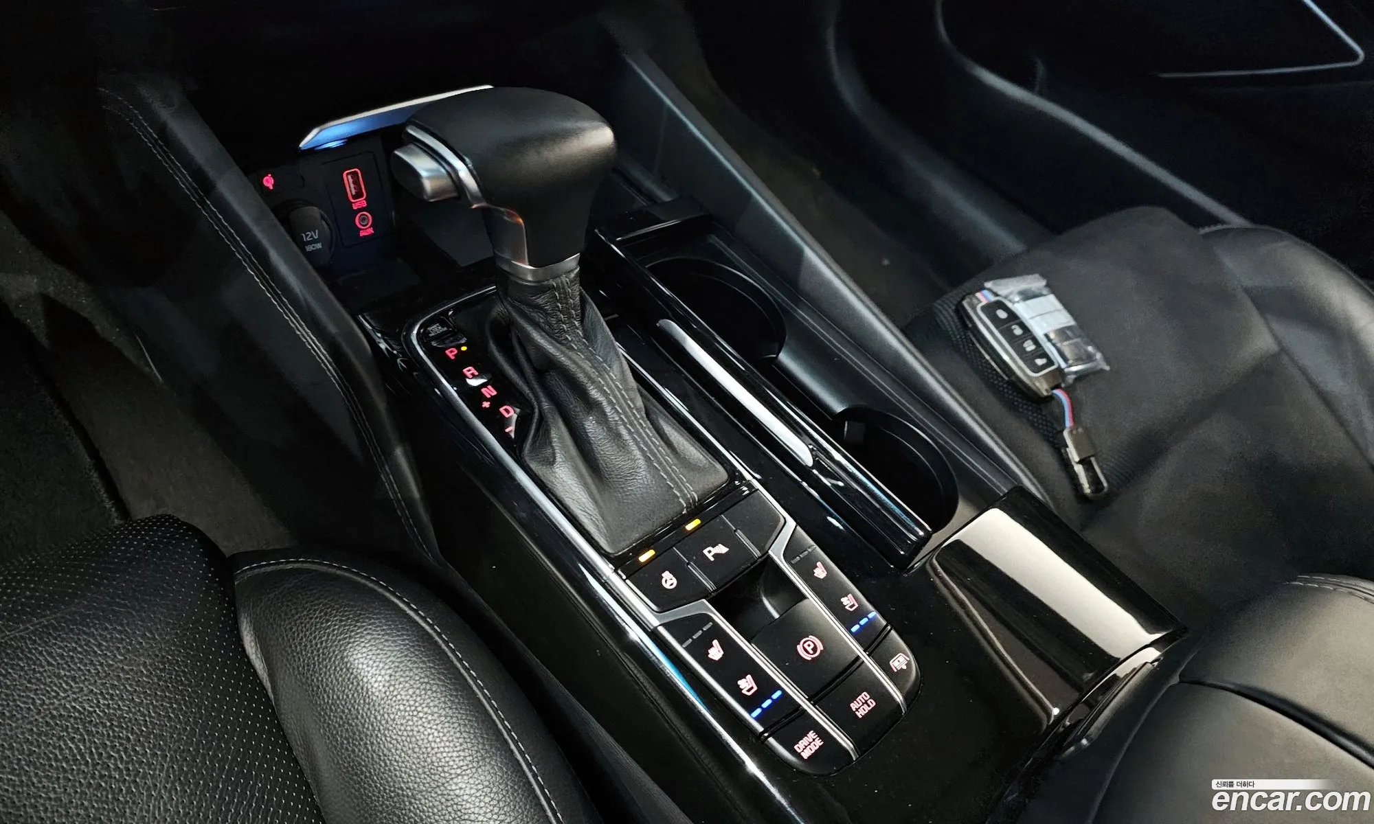 Kia K7 2017 — 11