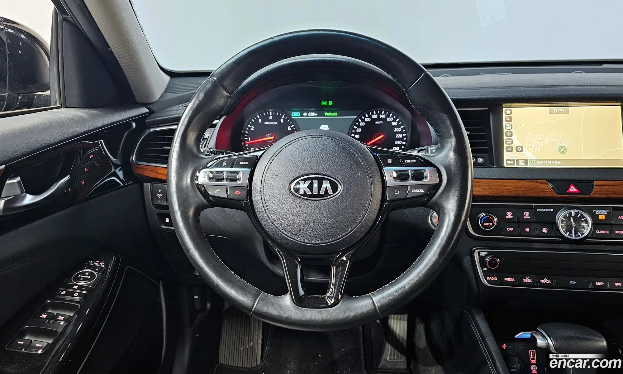 Kia K7 2017 — 13