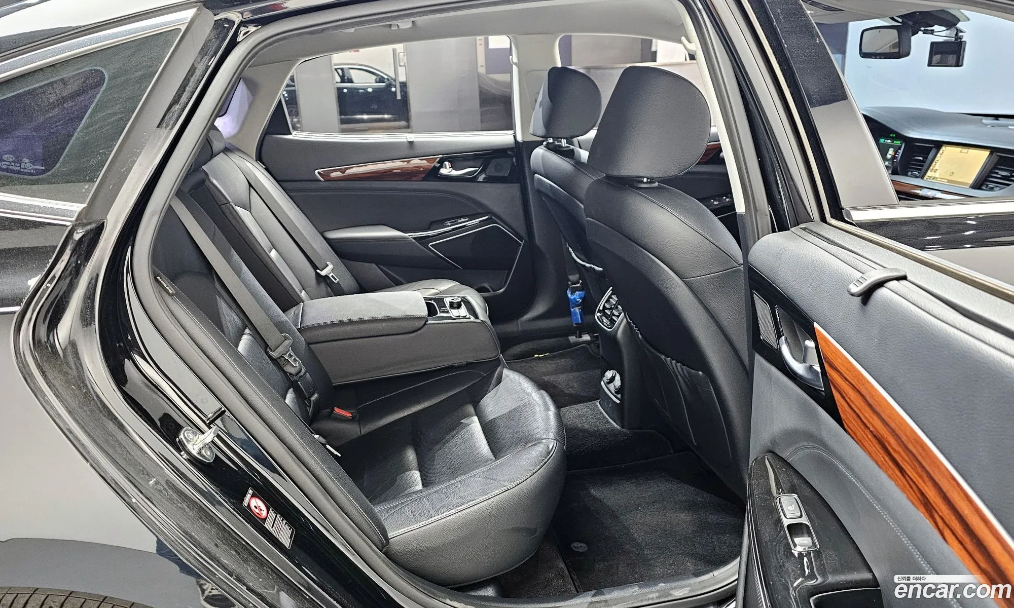 Kia K7 2017 — 12