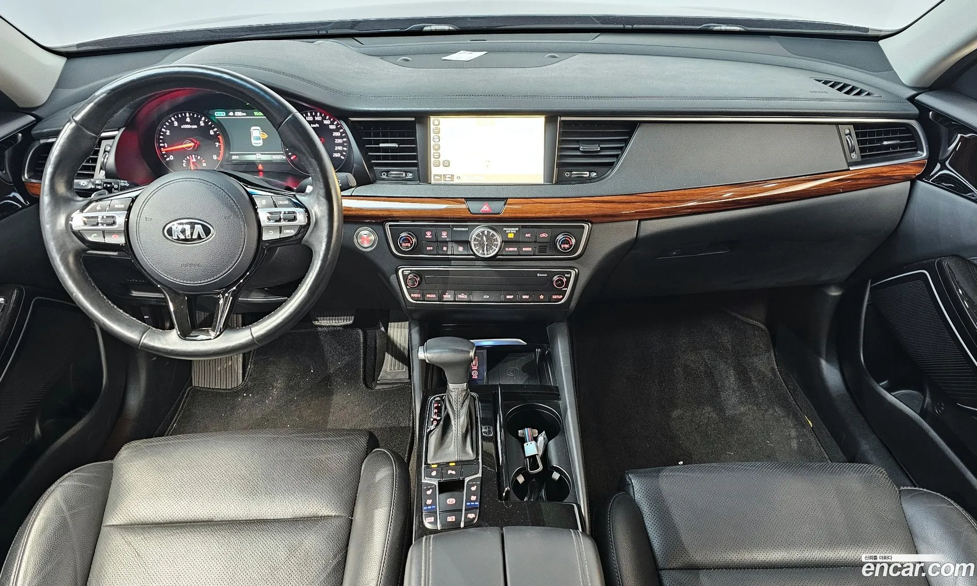 Kia K7 2017 — 14