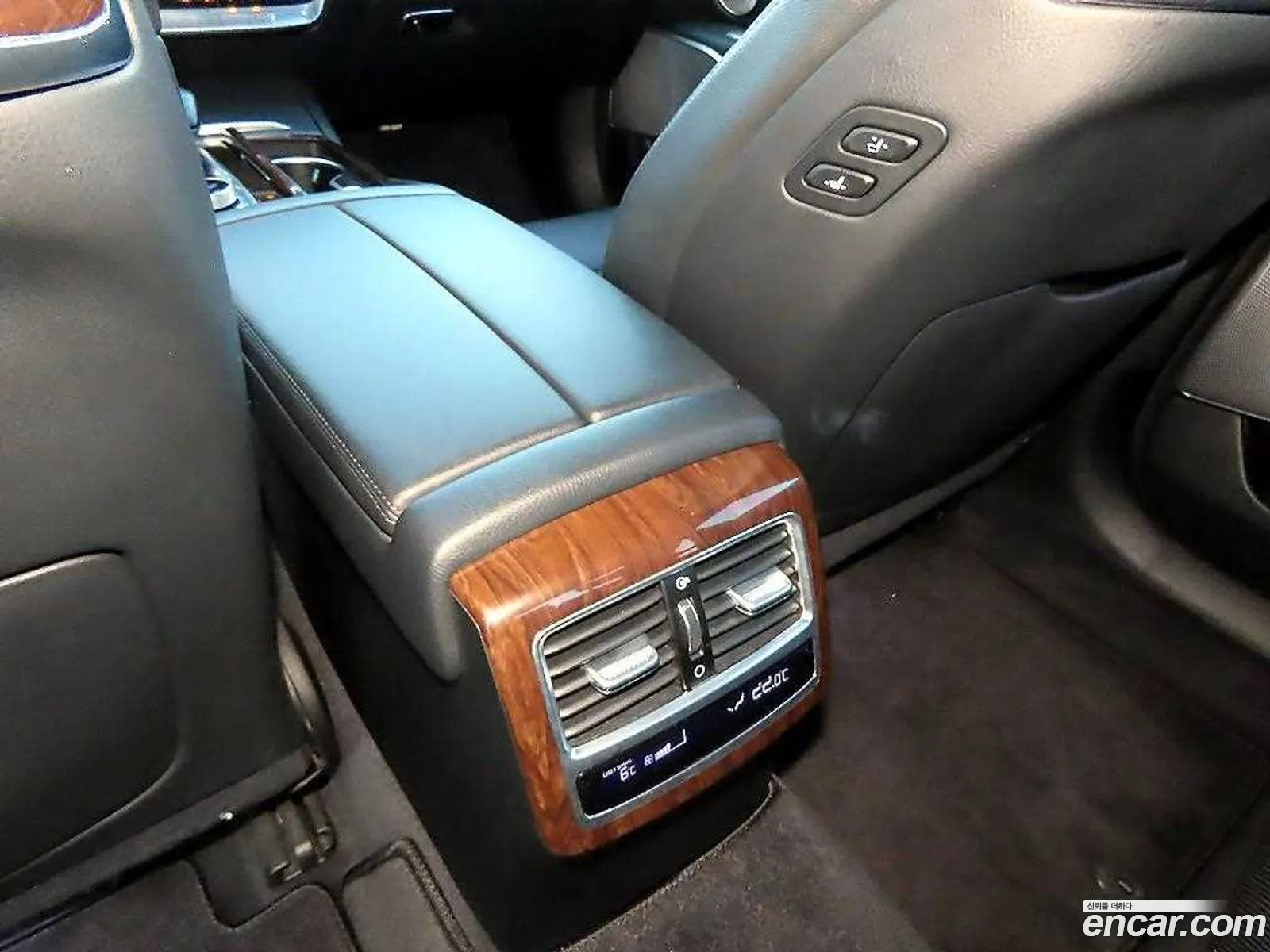 Kia The K9 2019 — 10