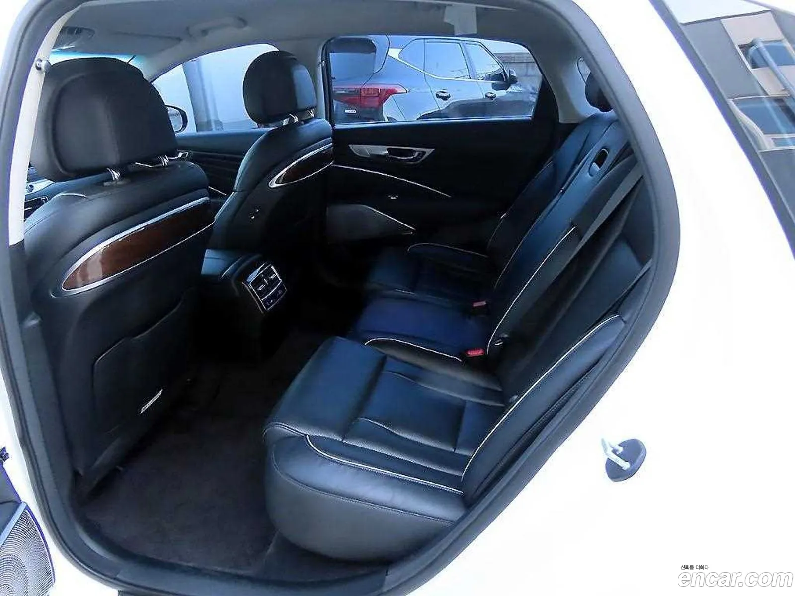 Kia The K9 2019 — 2