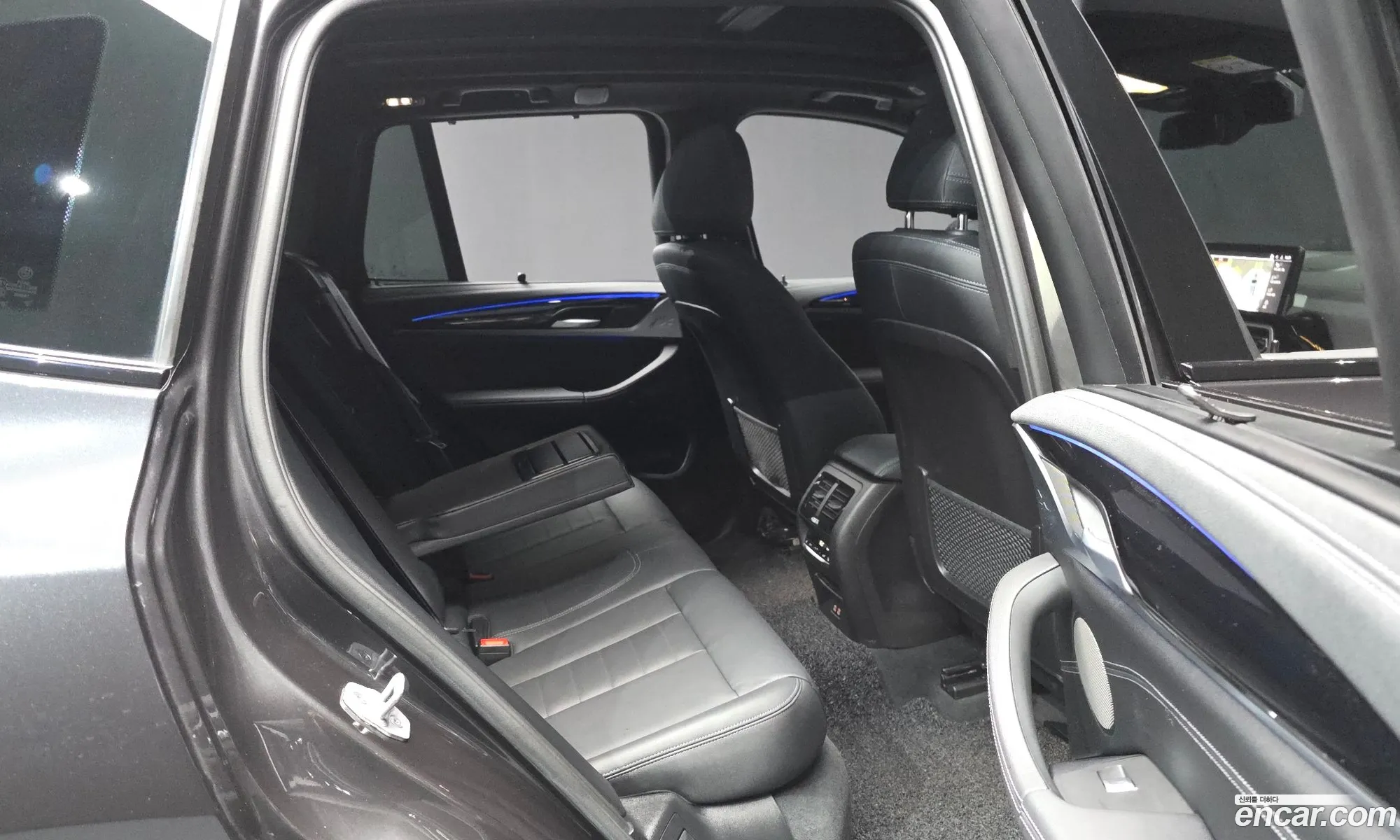 BMW X3 2023 WBA81DP03R9T47065 — 8