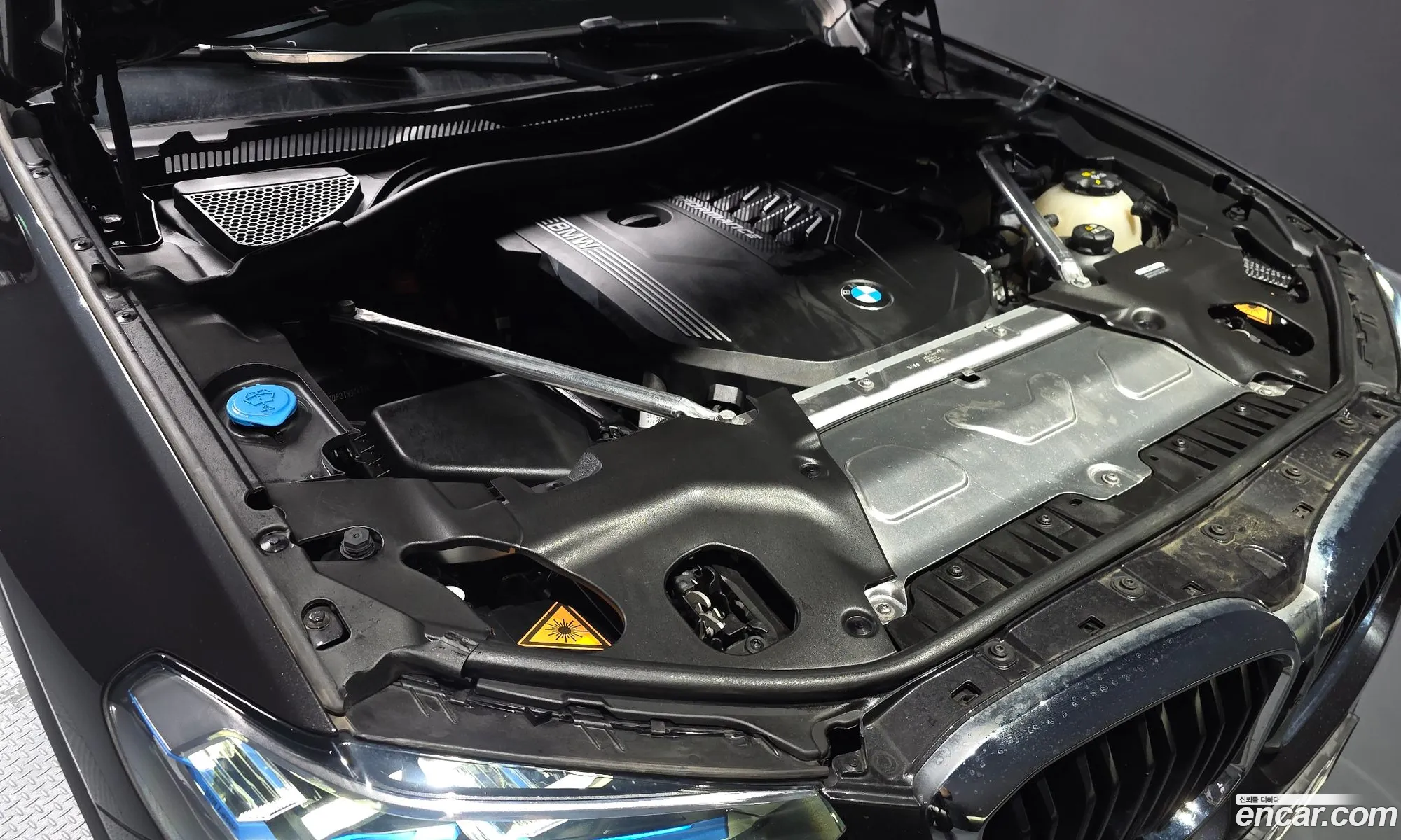 BMW X3 2023 WBA81DP03R9T47065 — 24