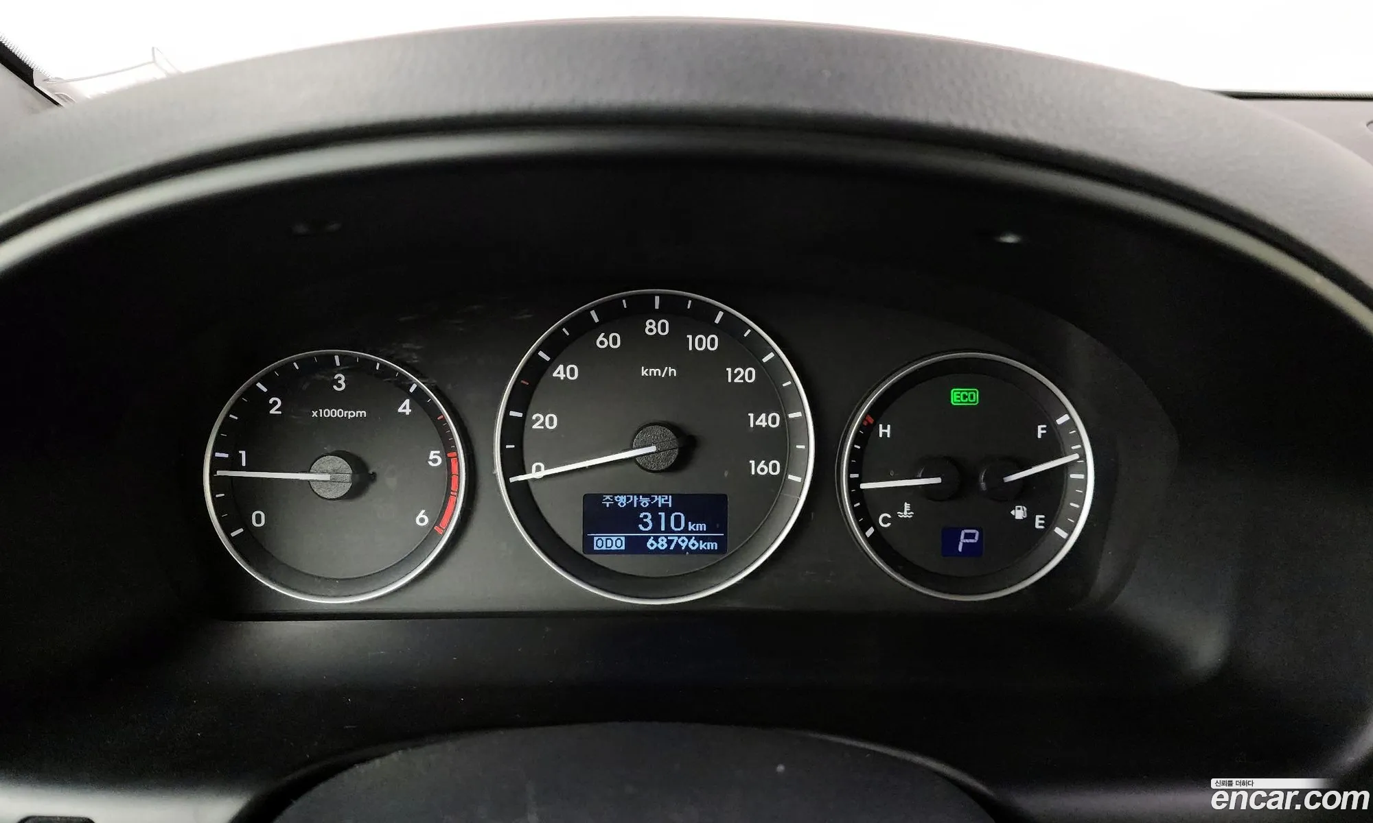 Hyundai Grand Starex 2018 — 22