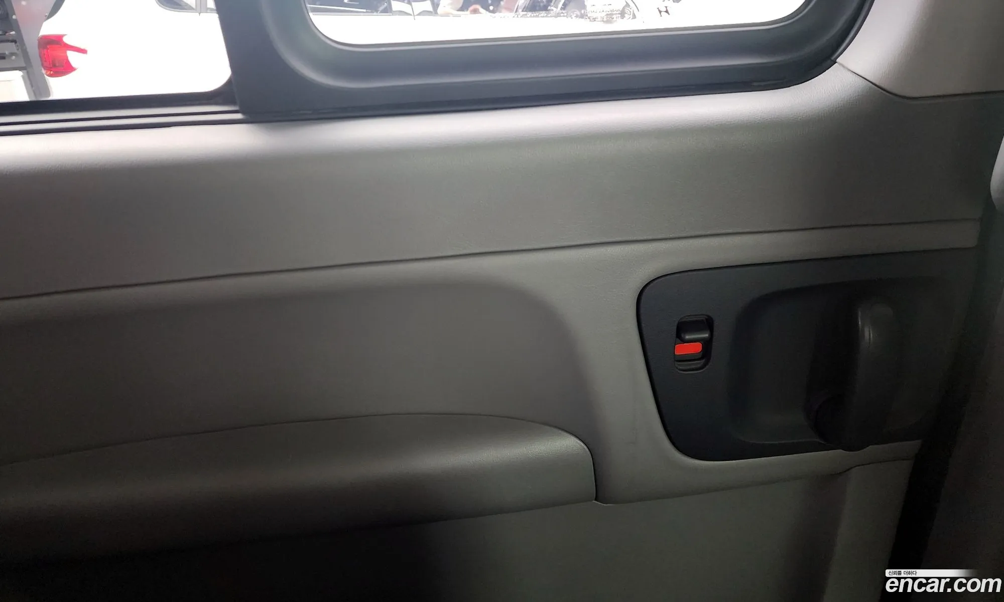 Hyundai Grand Starex 2018 — 7