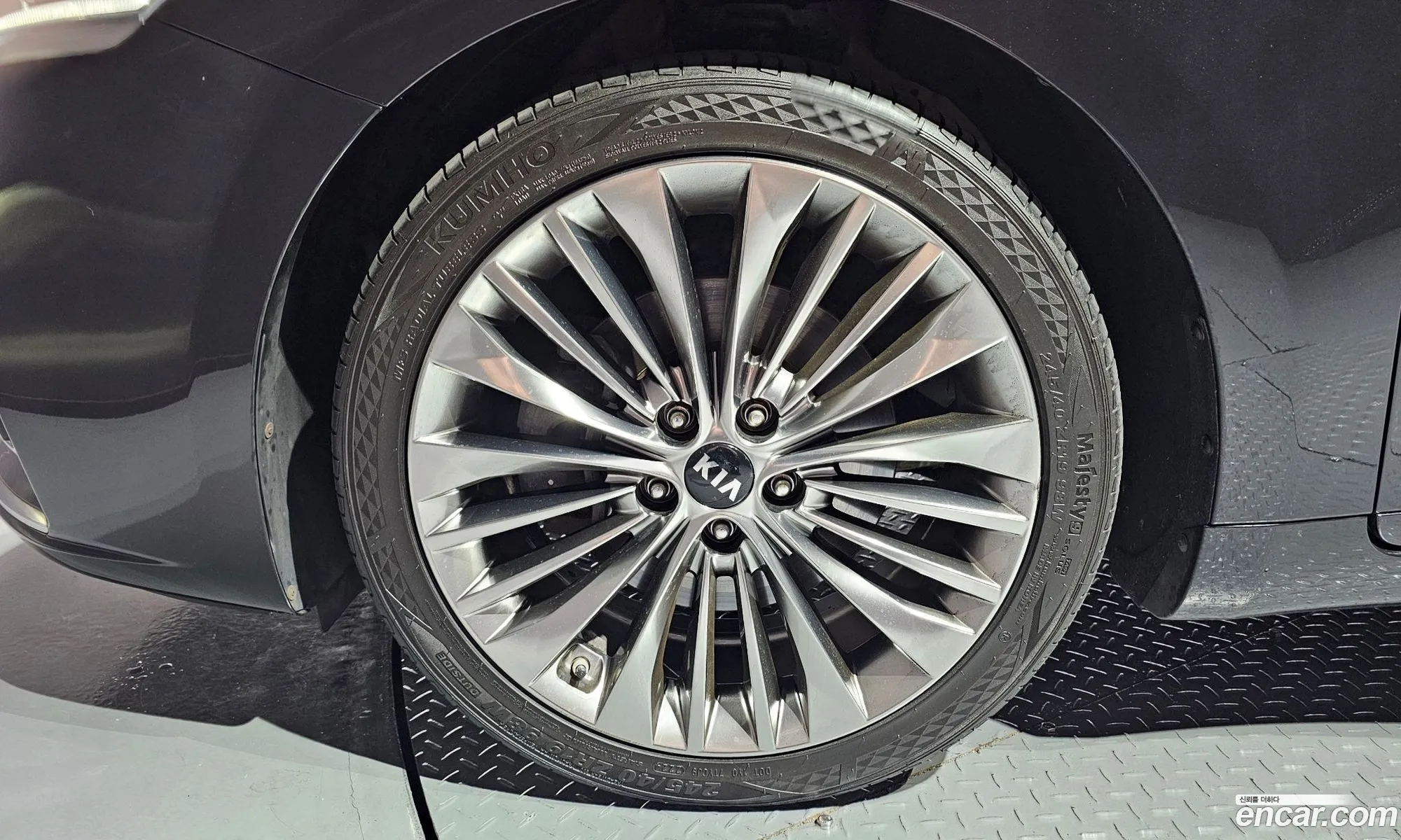 Kia K7 2018 — 8