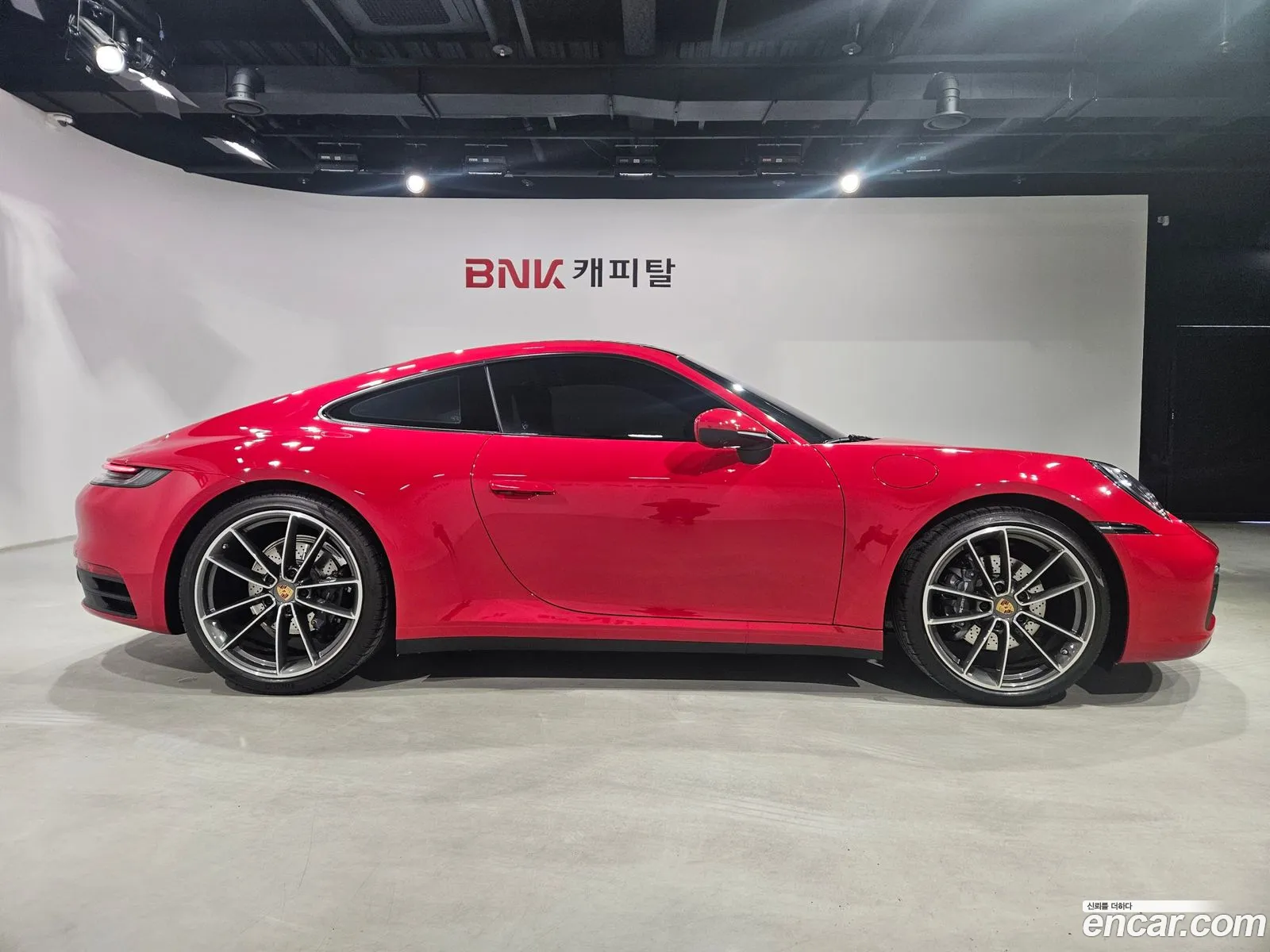 Porsche 911 2023 — 8
