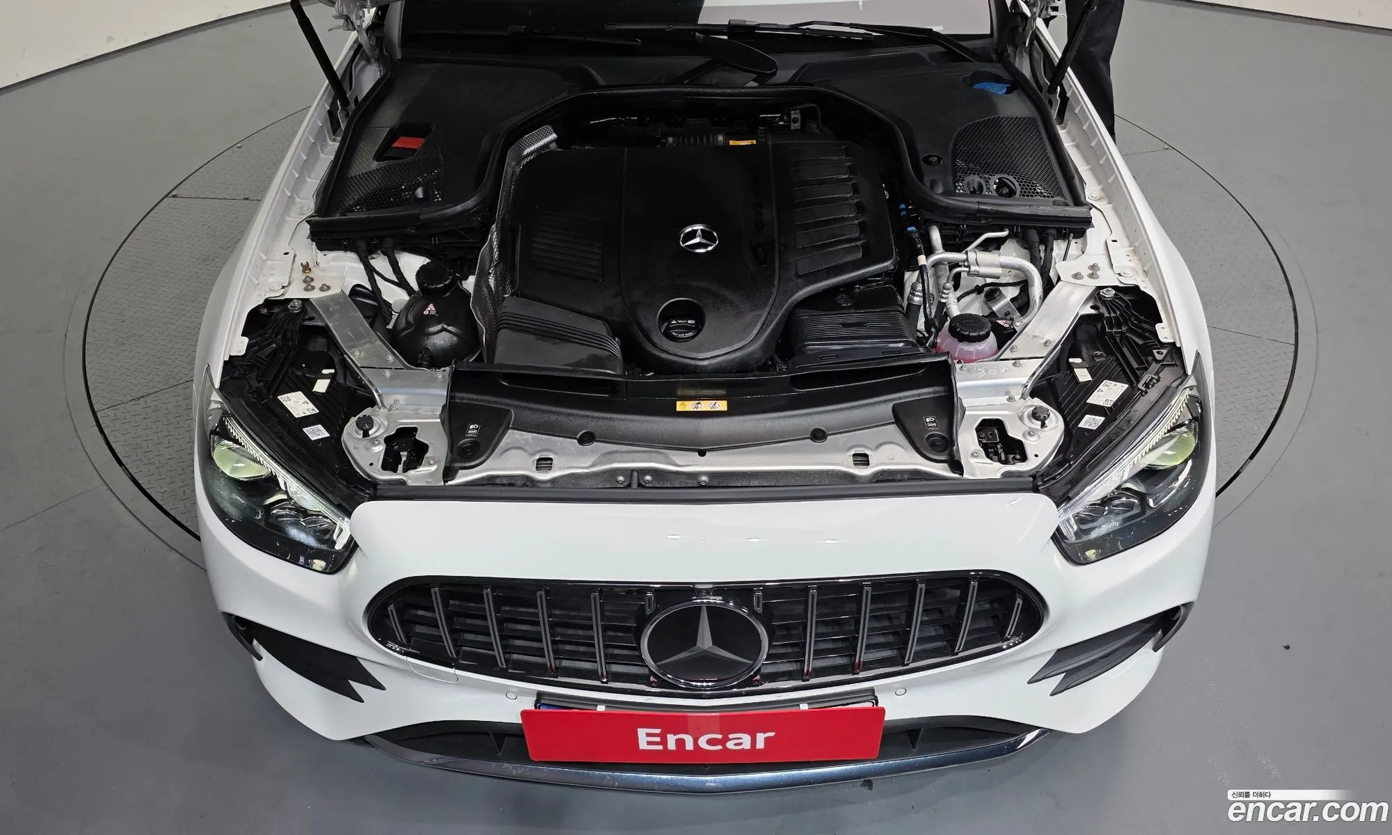 Mercedes-Benz E-Class W213 2022 — 17