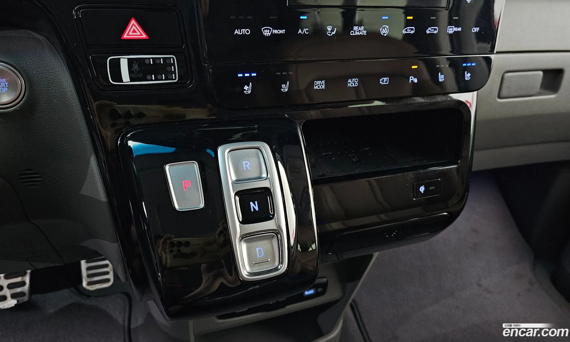 Hyundai Staria 2022 — 5