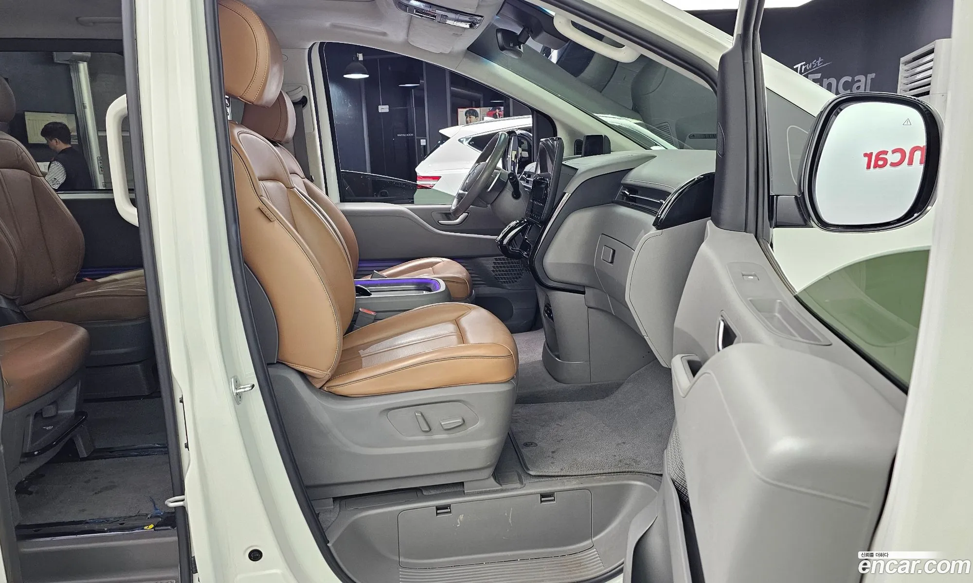 Hyundai Staria 2022 — 8