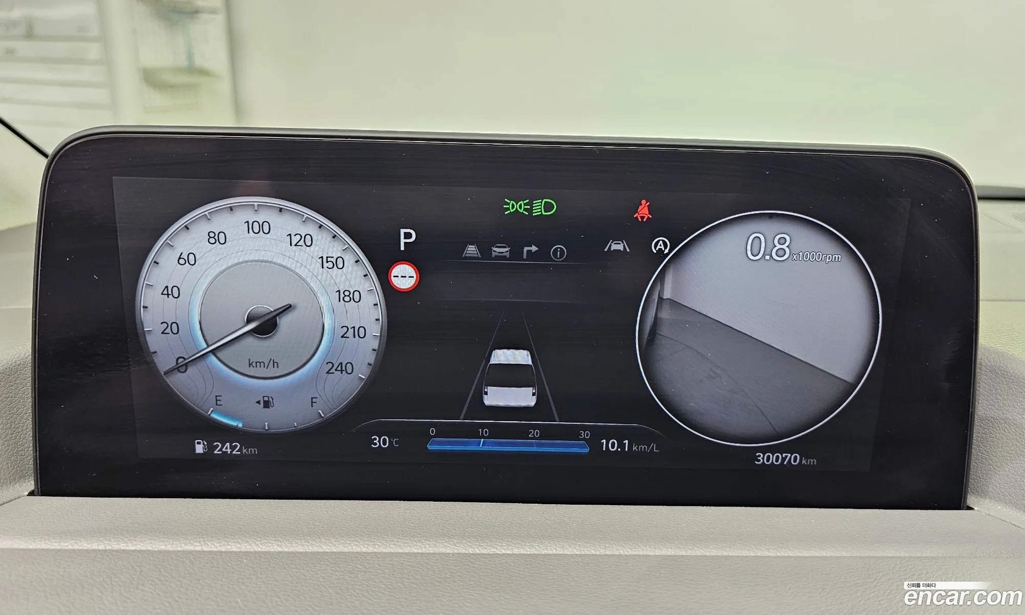 Hyundai Staria 2022 — 13
