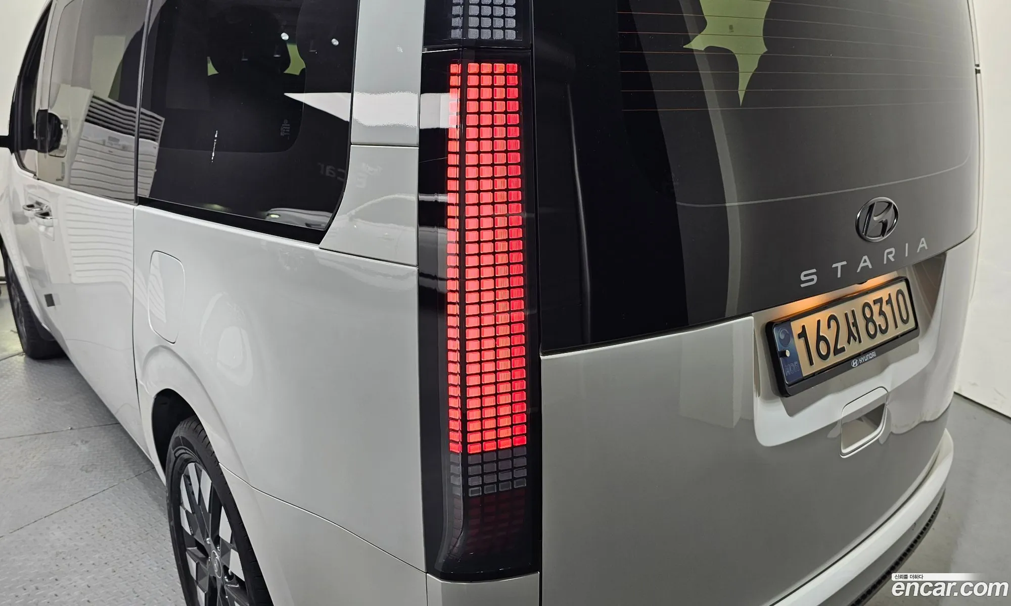 Hyundai Staria 2022 — 31