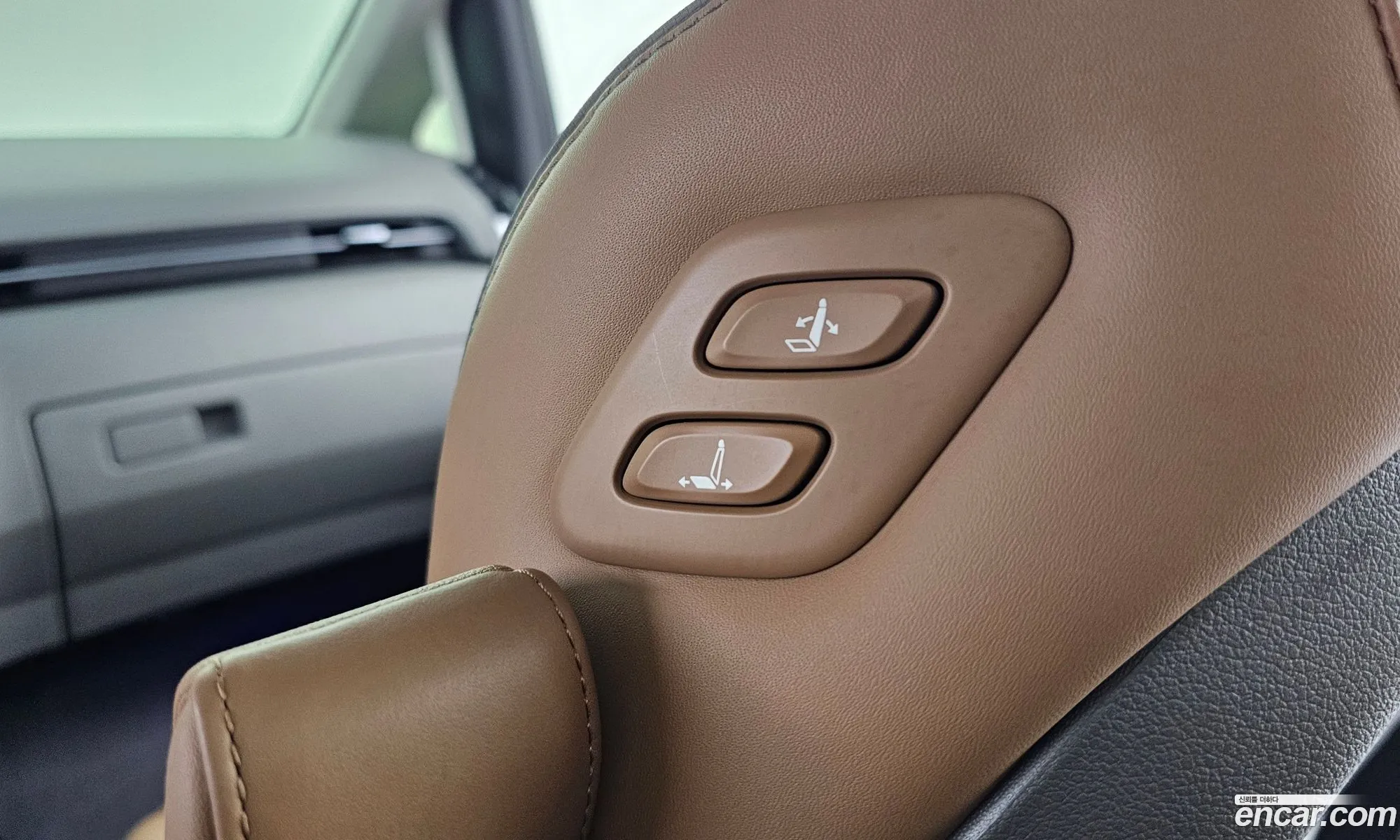 Hyundai Staria 2022 — 26
