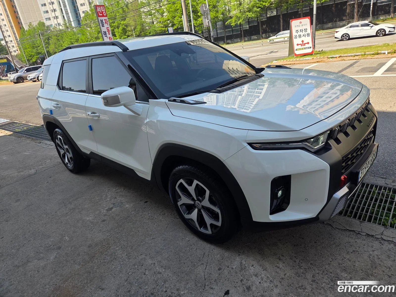 KG Mobility (SsangYong) Torres 2023 — 5