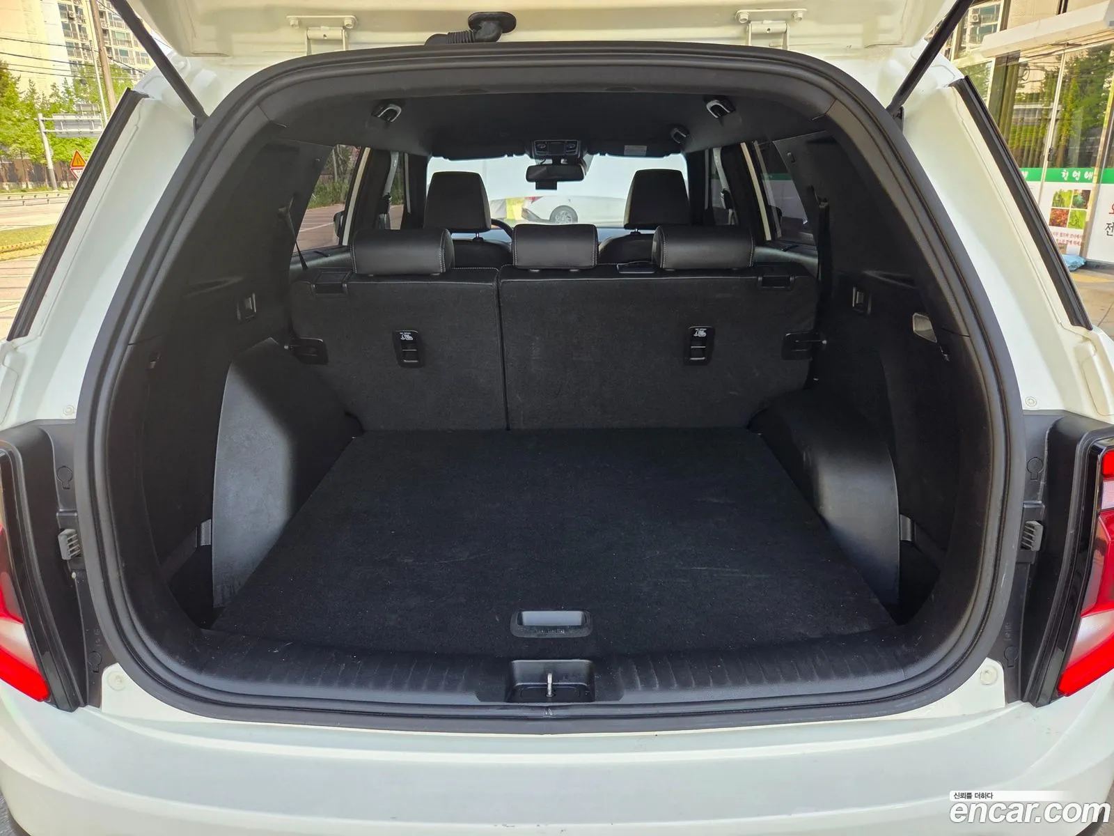 KG Mobility (SsangYong) Torres 2023 — 20