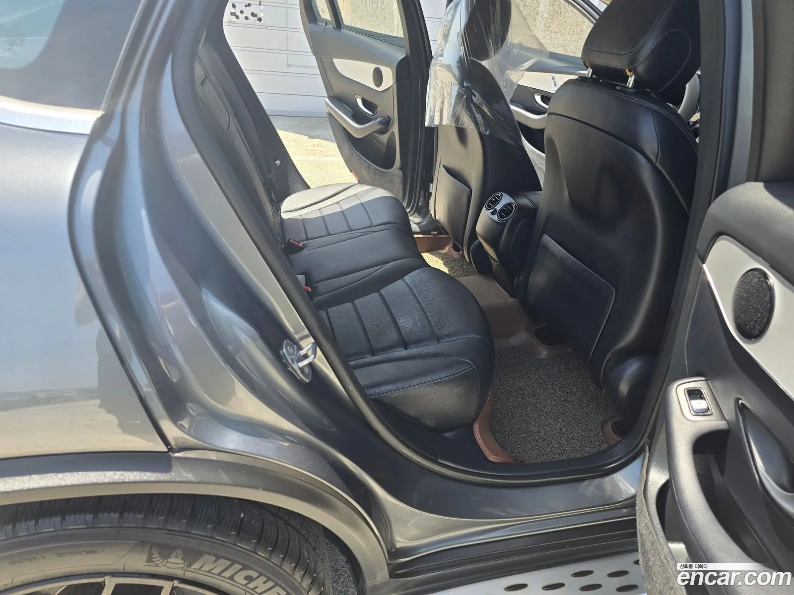 Mercedes-Benz GLC-Class X253 2018 — 15