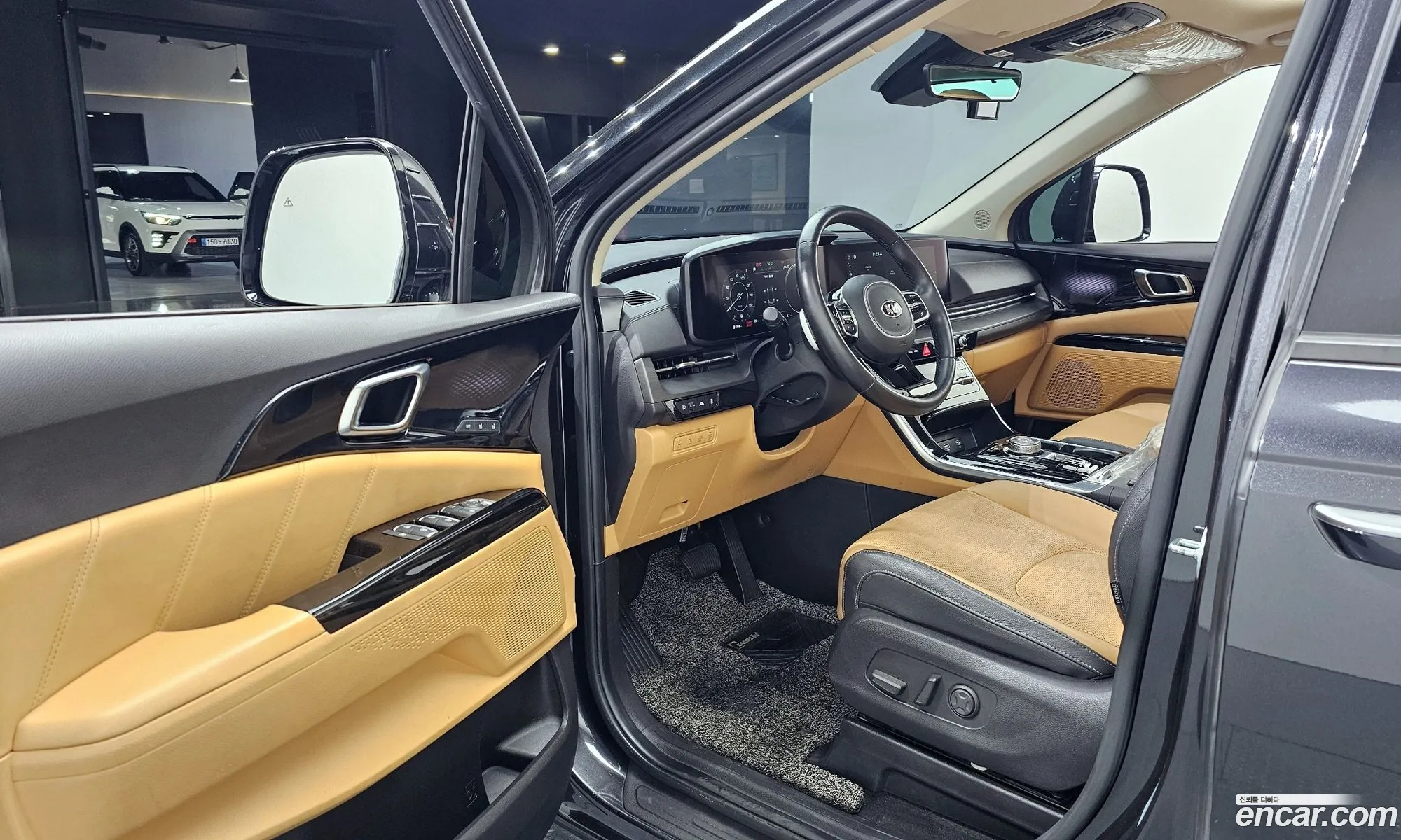 Kia Carnival 2020 — 9