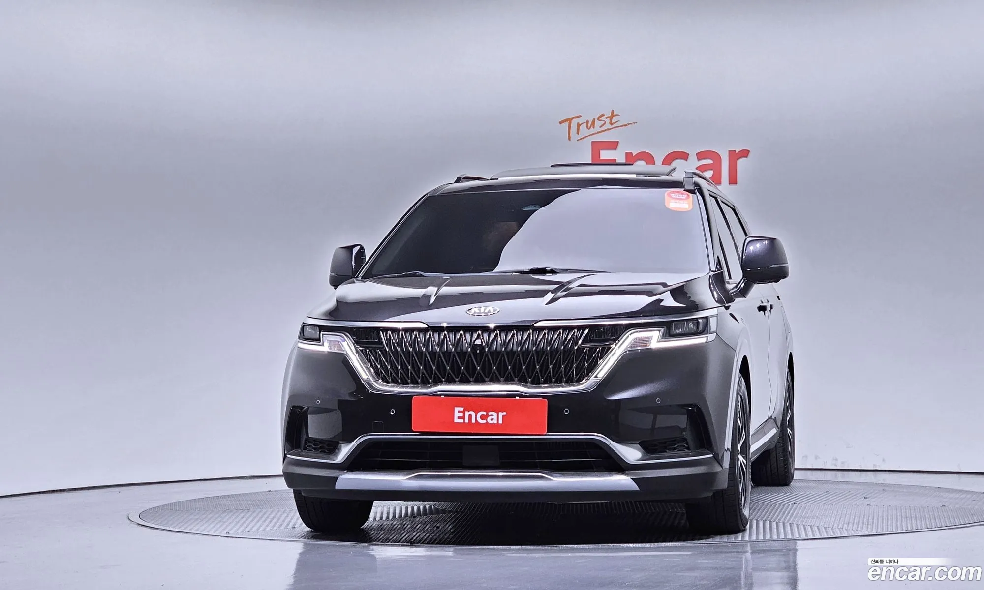 Kia Carnival 2020 — 3
