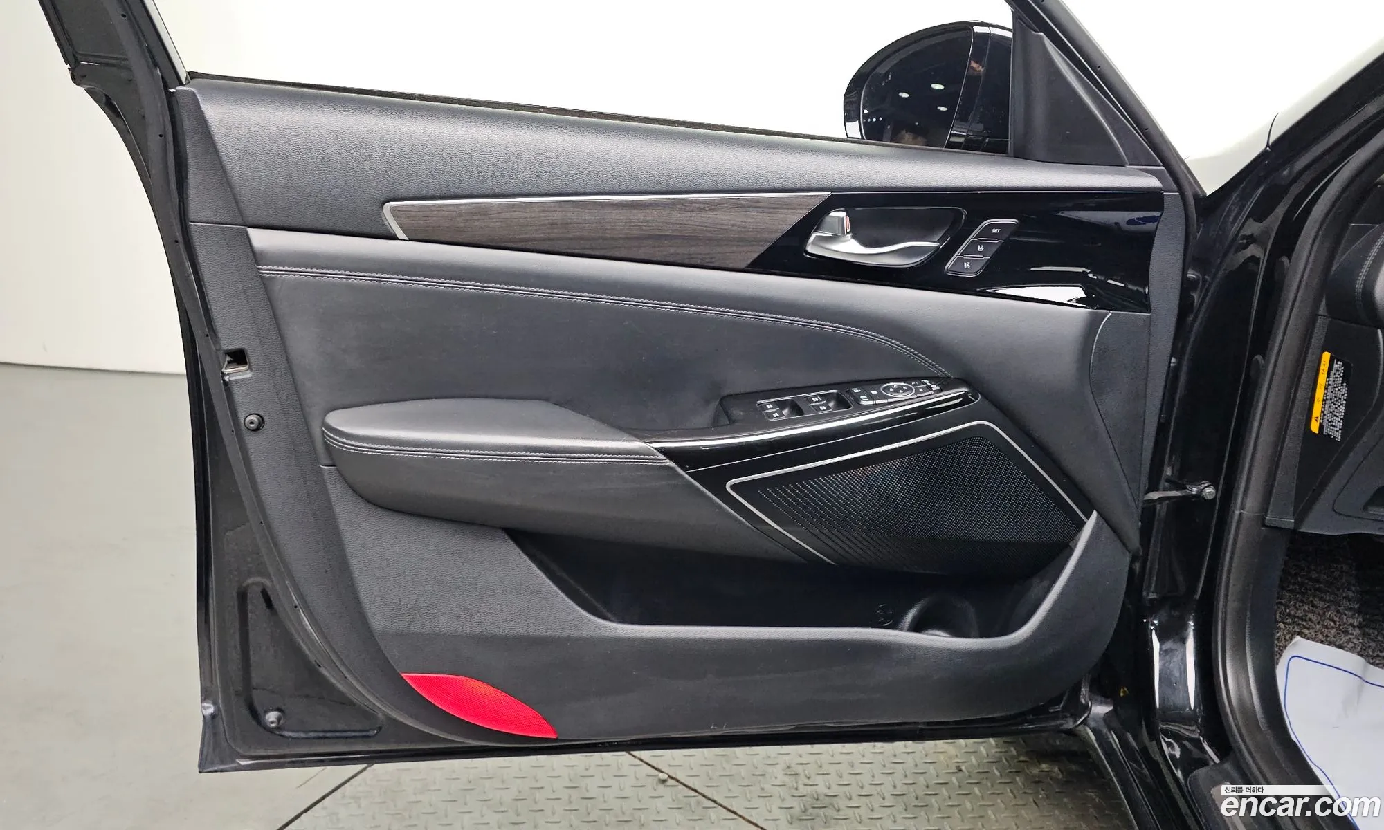 Kia K7 Premier 2019 — 15