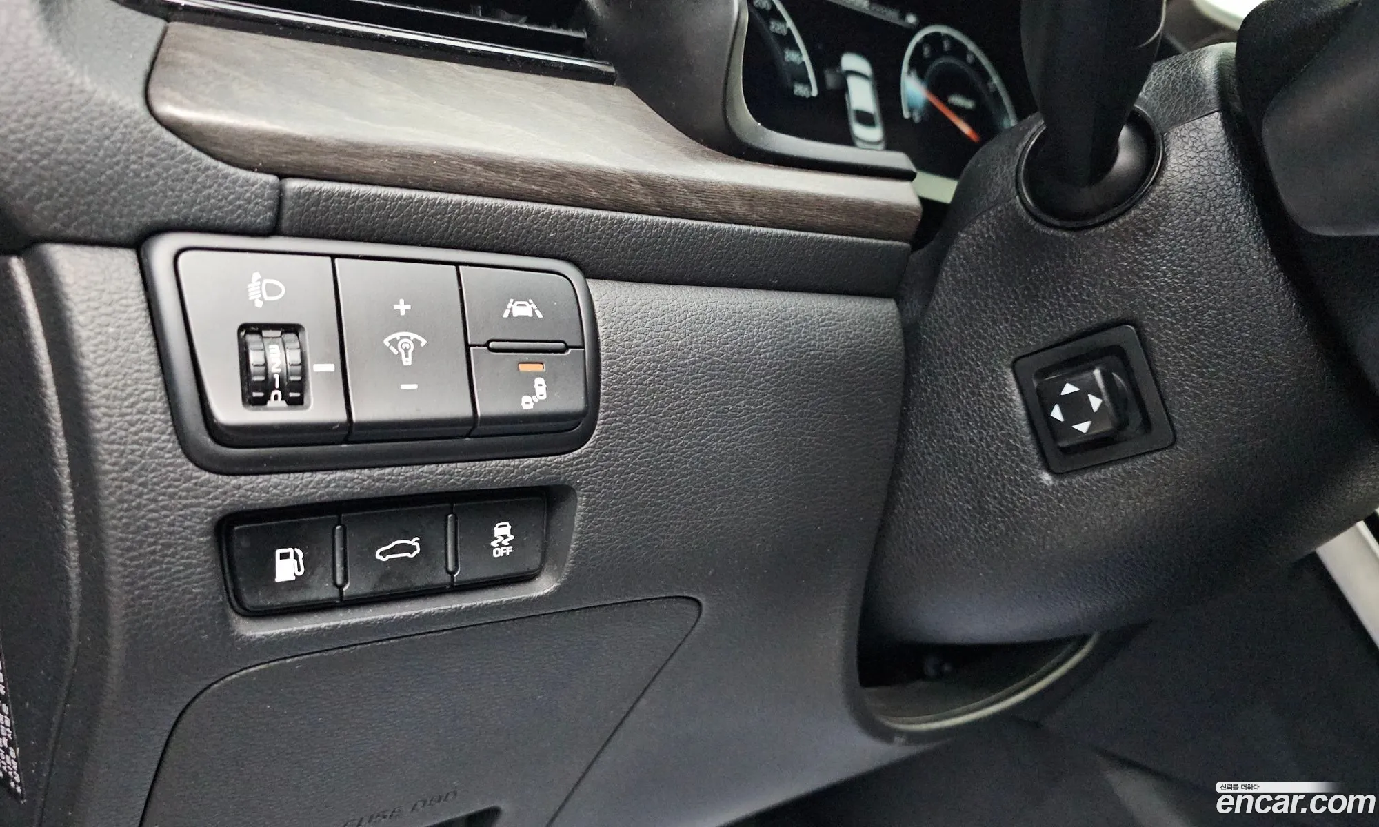 Kia K7 Premier 2019 — 20