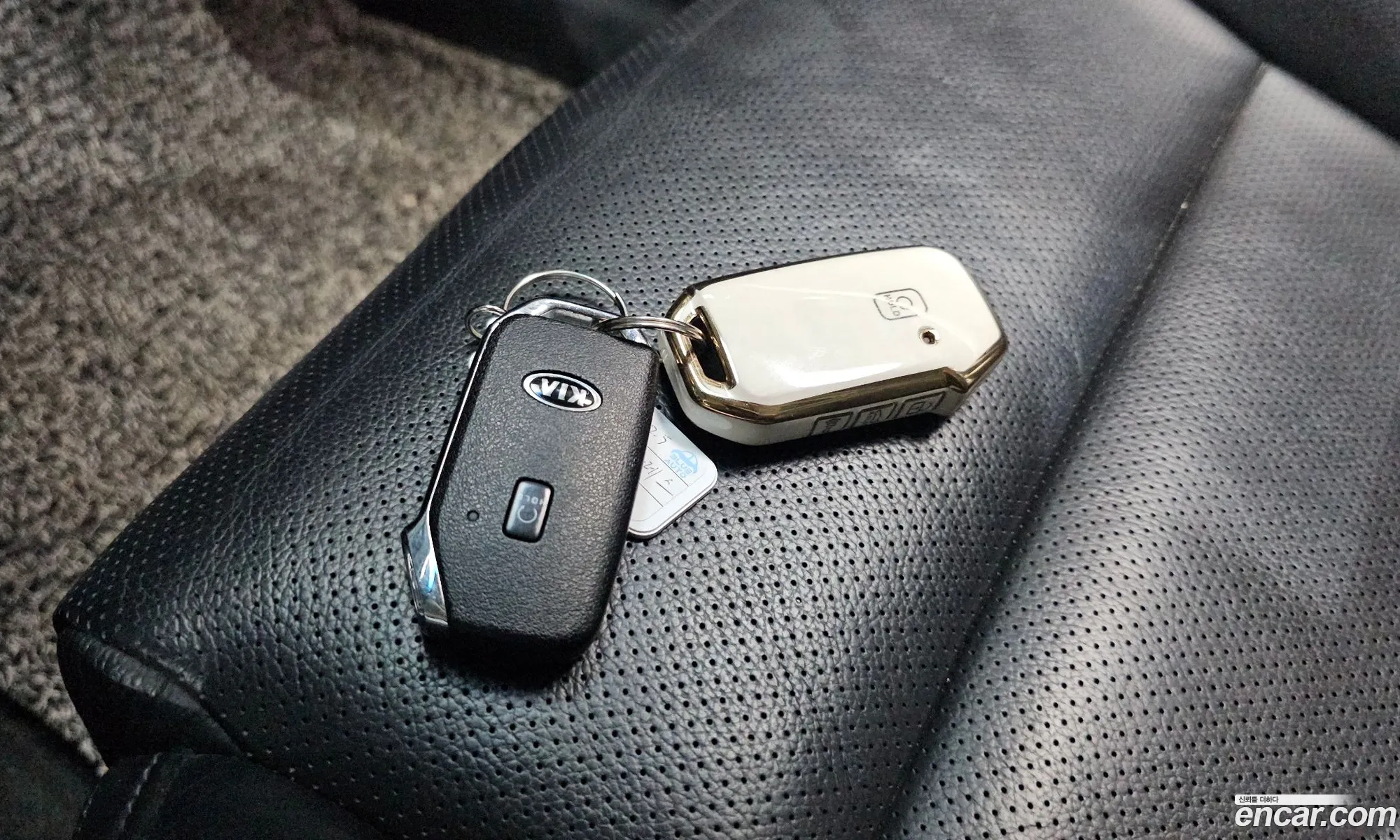 Kia K7 Premier 2019 — 32