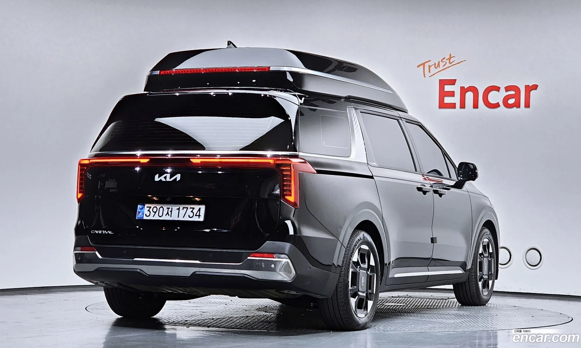 Kia Carnival 2024 — 3