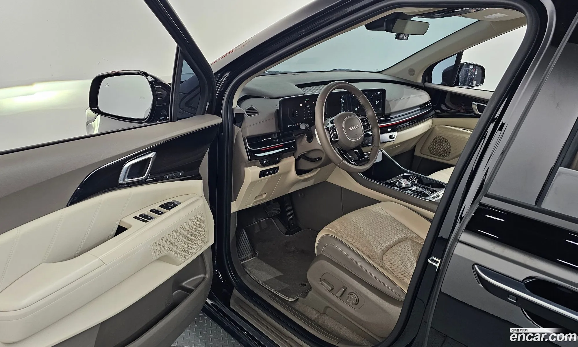 Kia Carnival 2024 — 24
