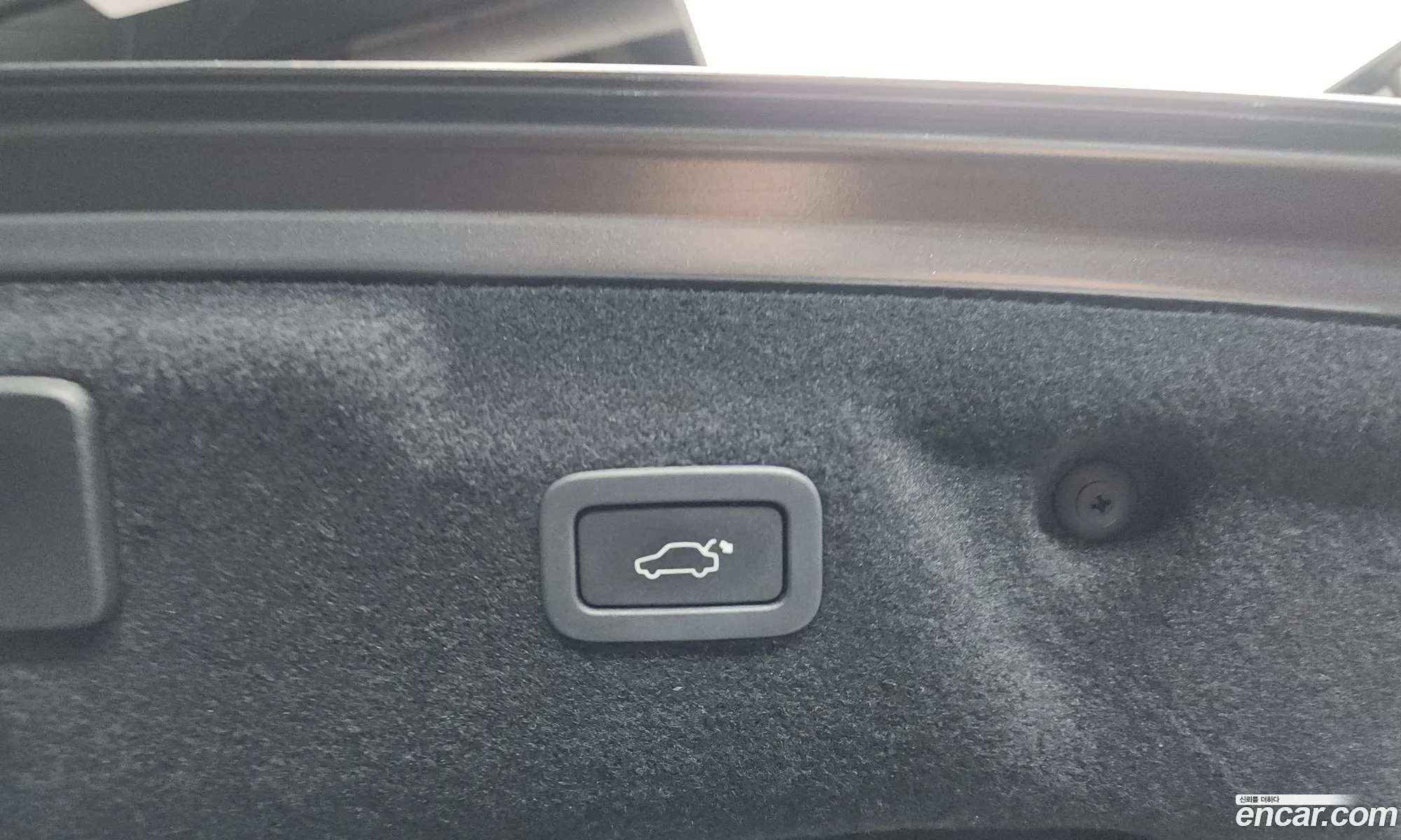 Jaguar XE 2018 SAJAB4BN7JCP43335 — 8