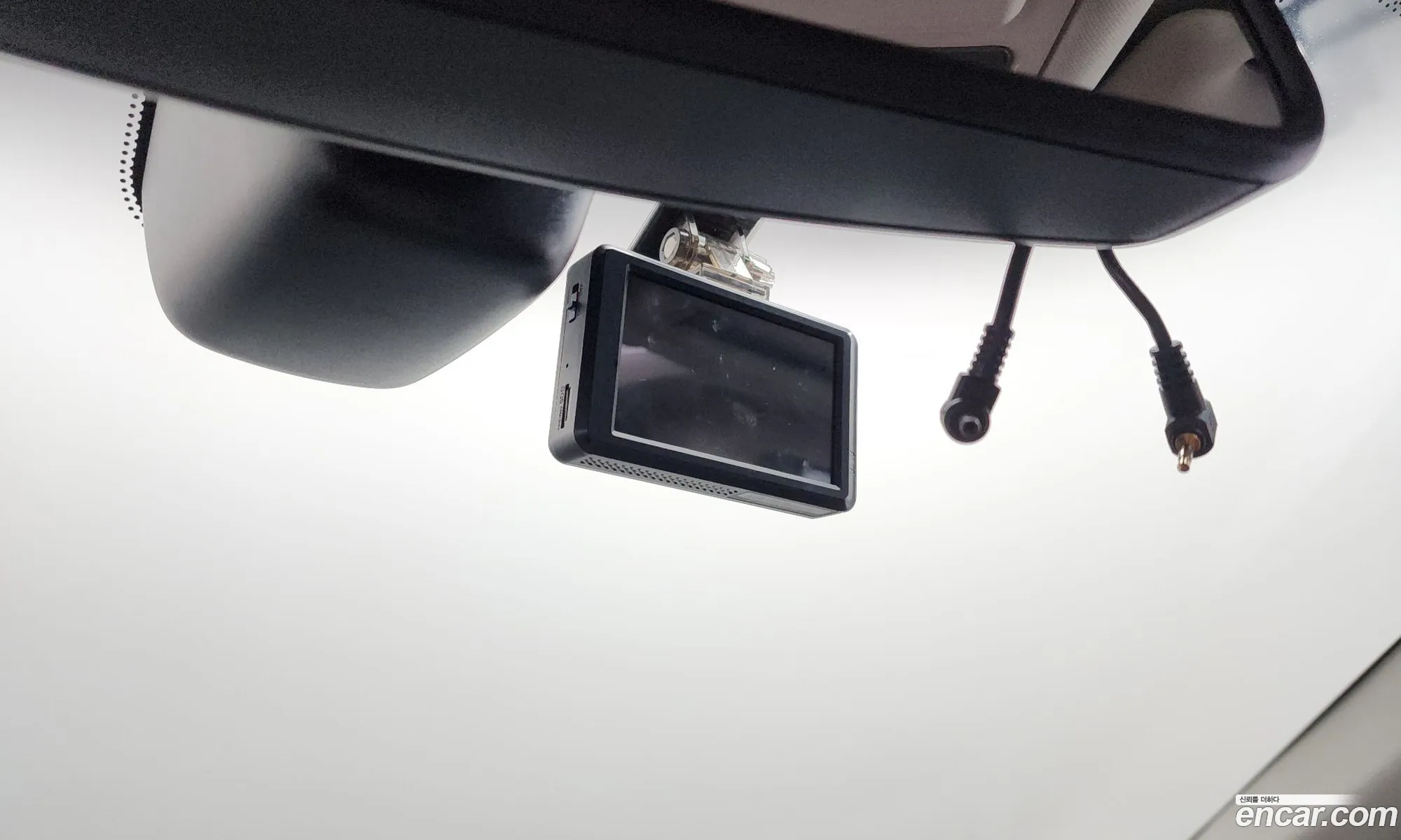 Jaguar XE 2018 SAJAB4BN7JCP43335 — 23
