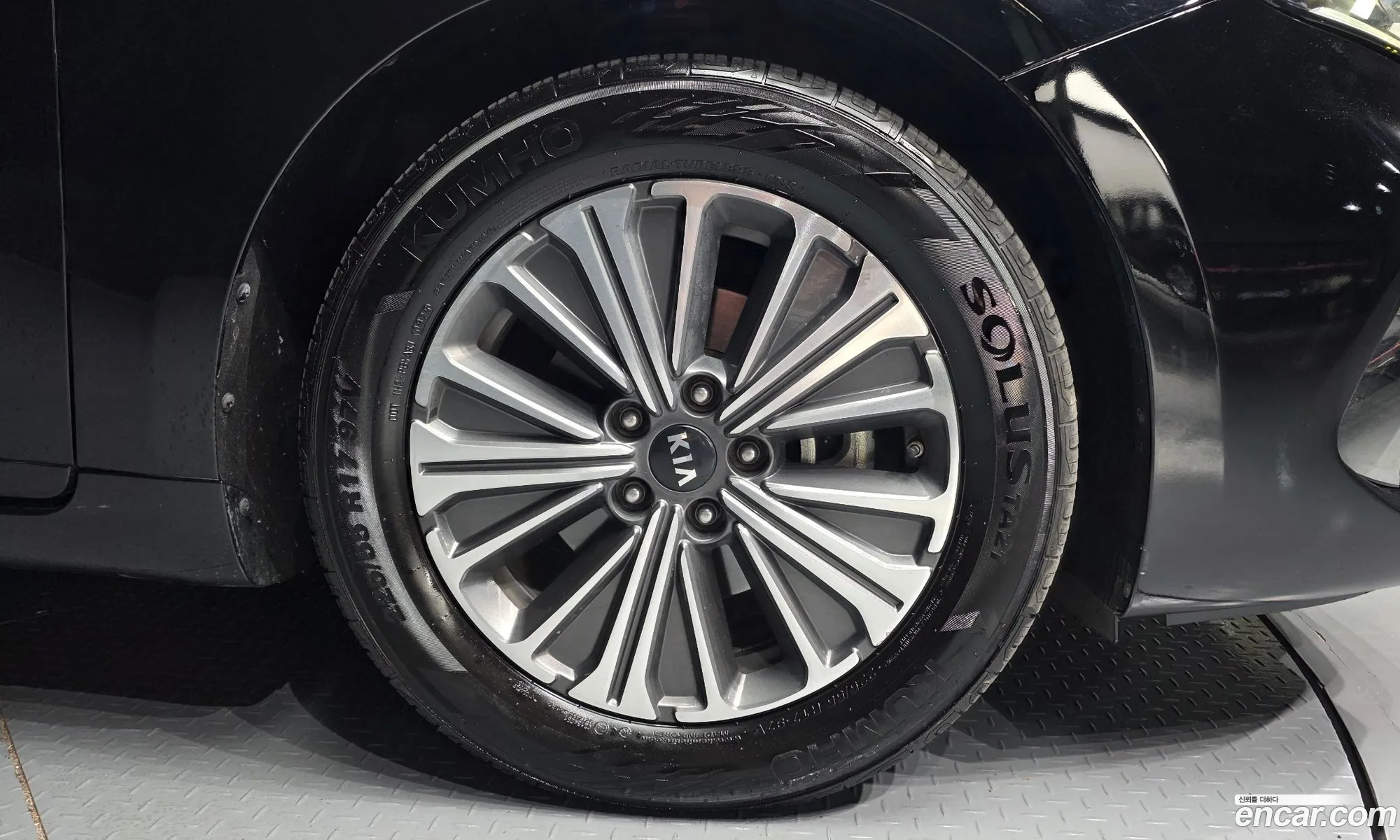 Kia K7 Premier Hybrid 2019 — 26