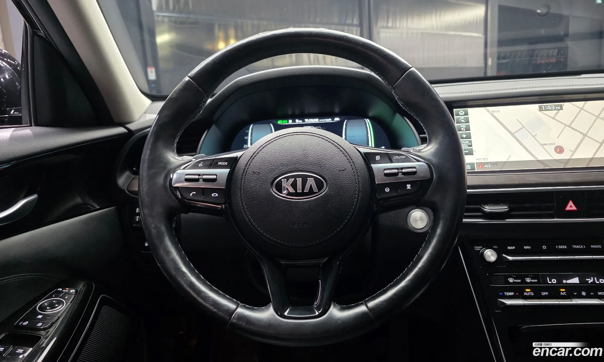Kia K7 Premier Hybrid 2019 — 10