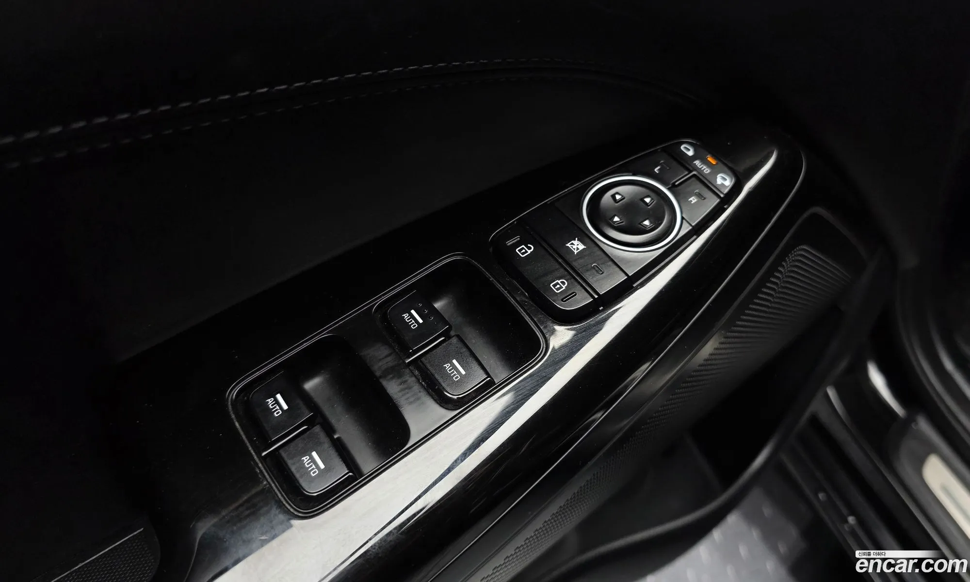 Kia K7 Premier Hybrid 2019 — 13