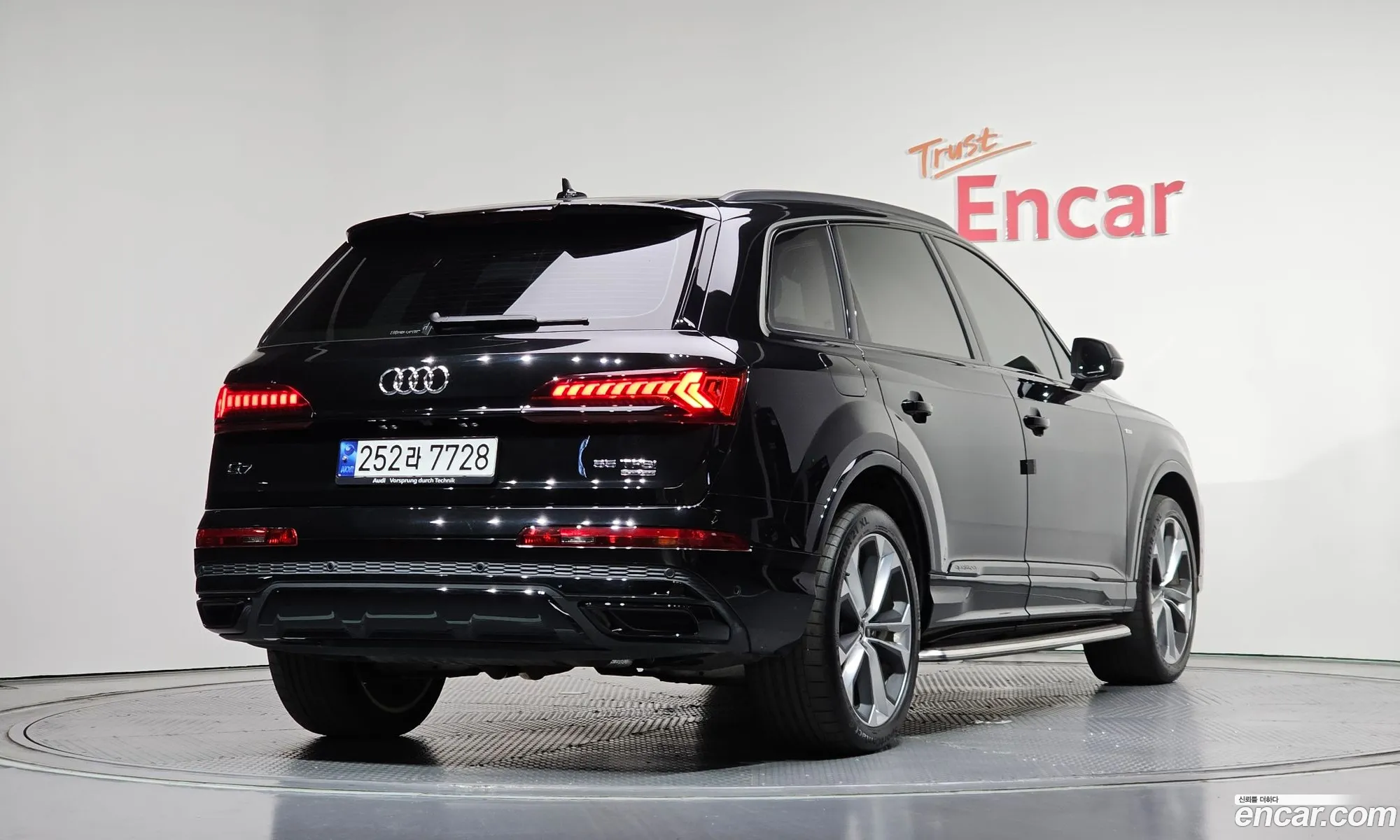 Audi Q7 2023 WAUZZZ4MXPD003907 — 11