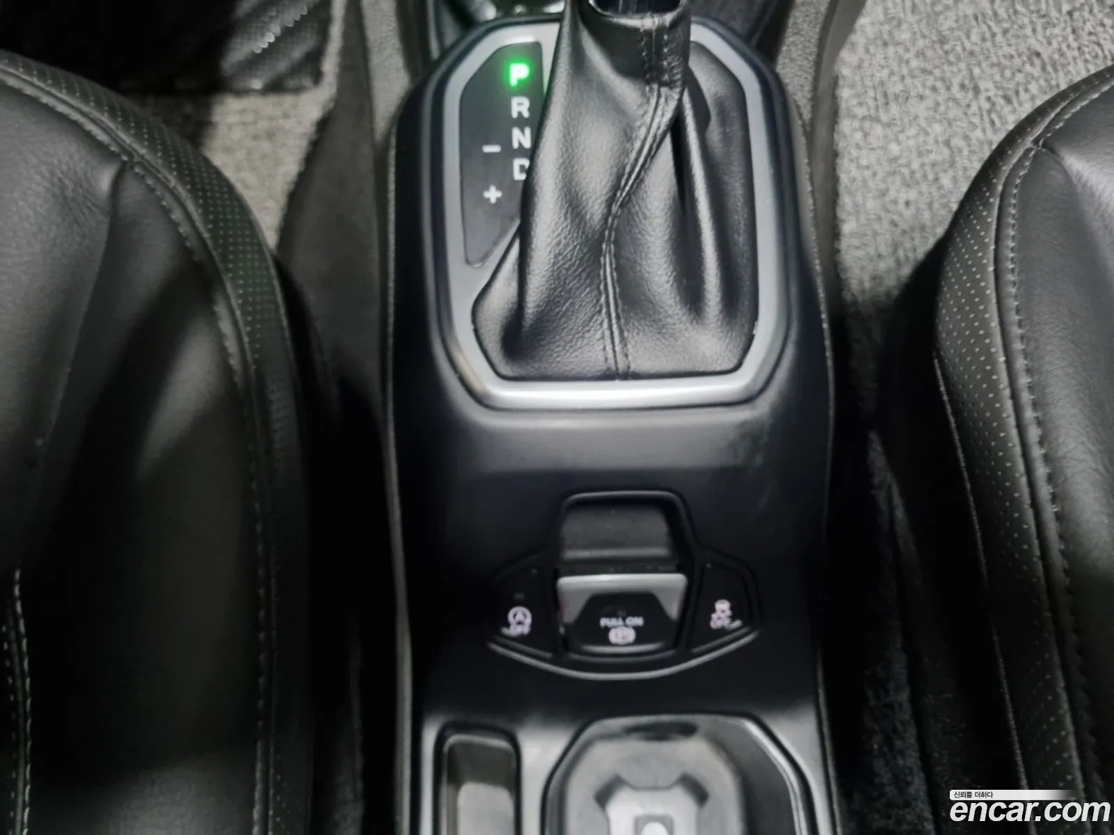Jeep Renegade 2023 — 4