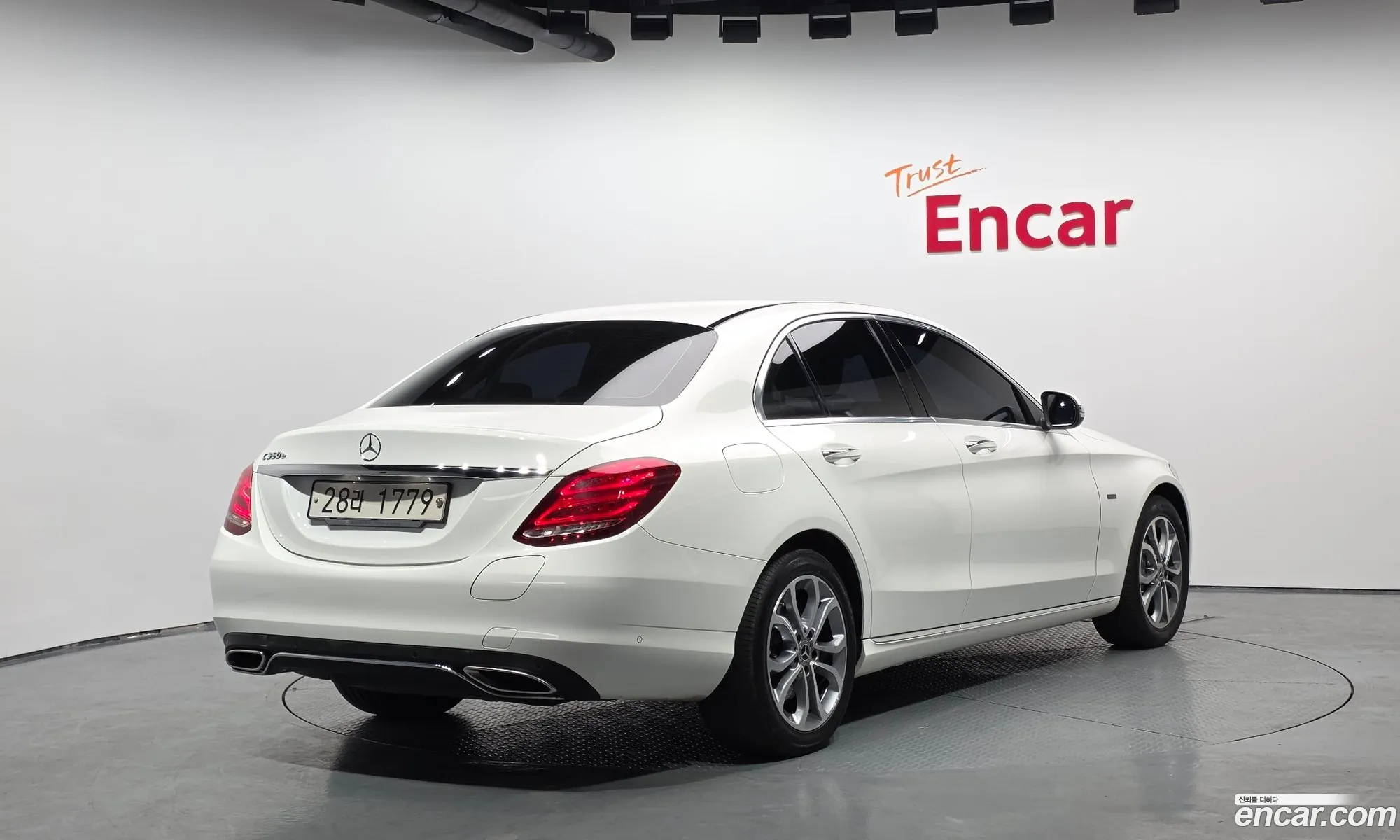 Mercedes-Benz C-Class W205 2018 — 13