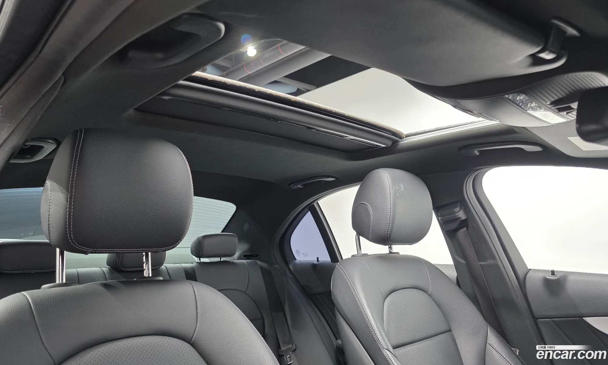 Mercedes-Benz C-Class W205 2018 — 14