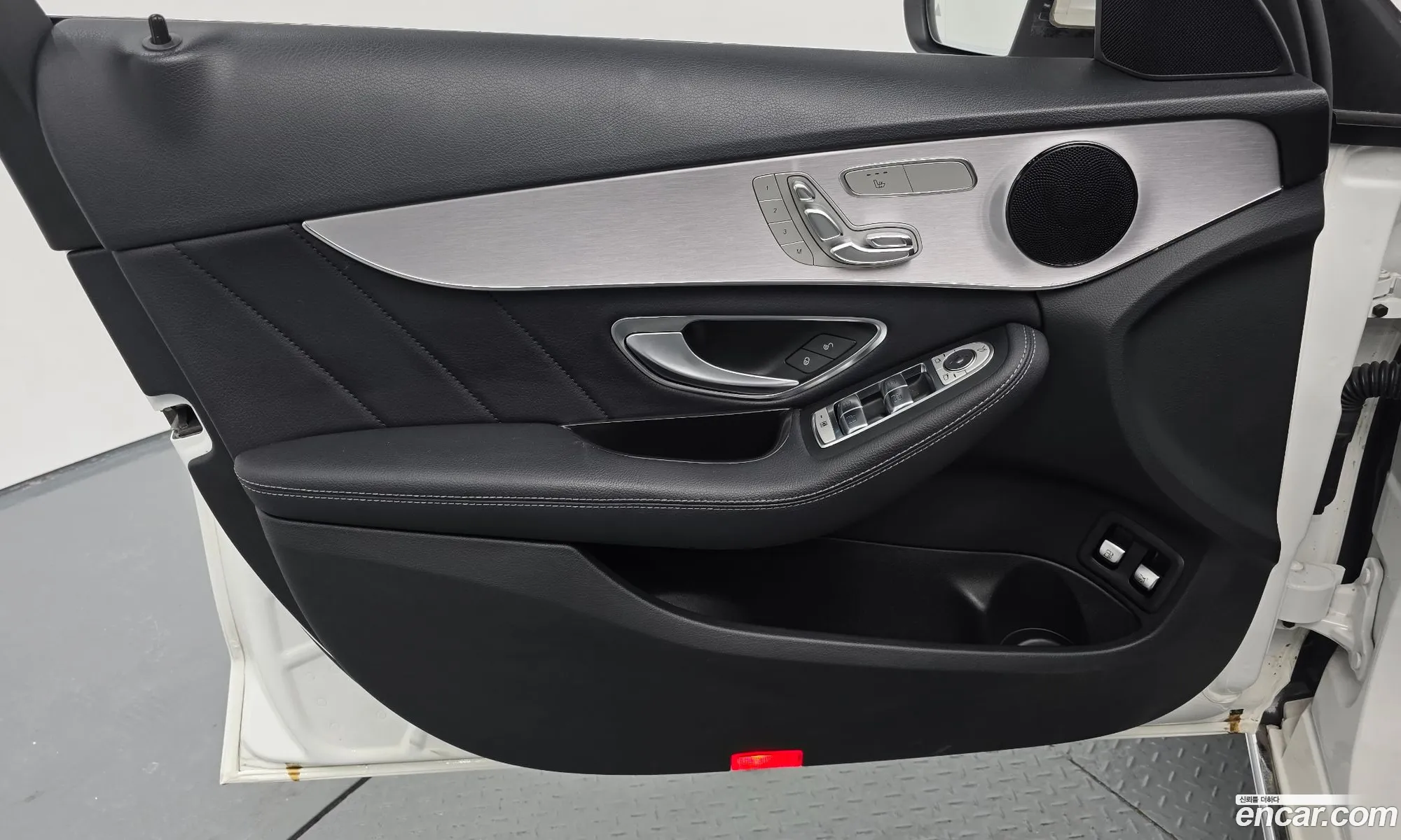 Mercedes-Benz C-Class W205 2018 — 20