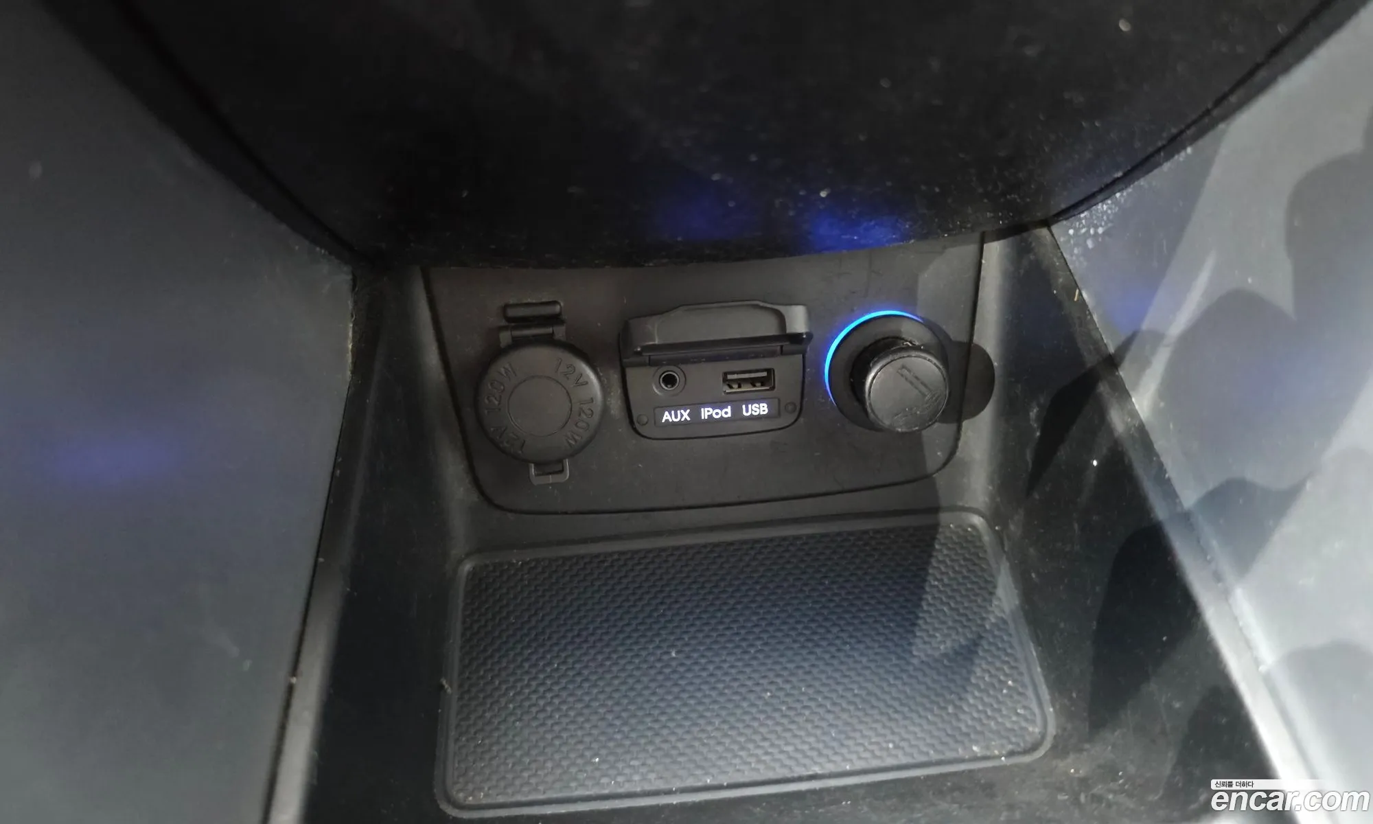 Hyundai YF Sonata 2009 — 20