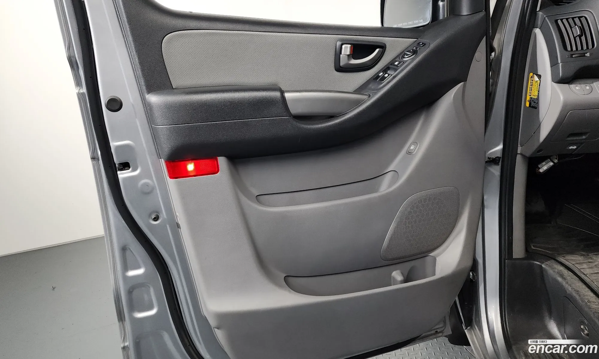 Hyundai Grand Starex 2020 — 33