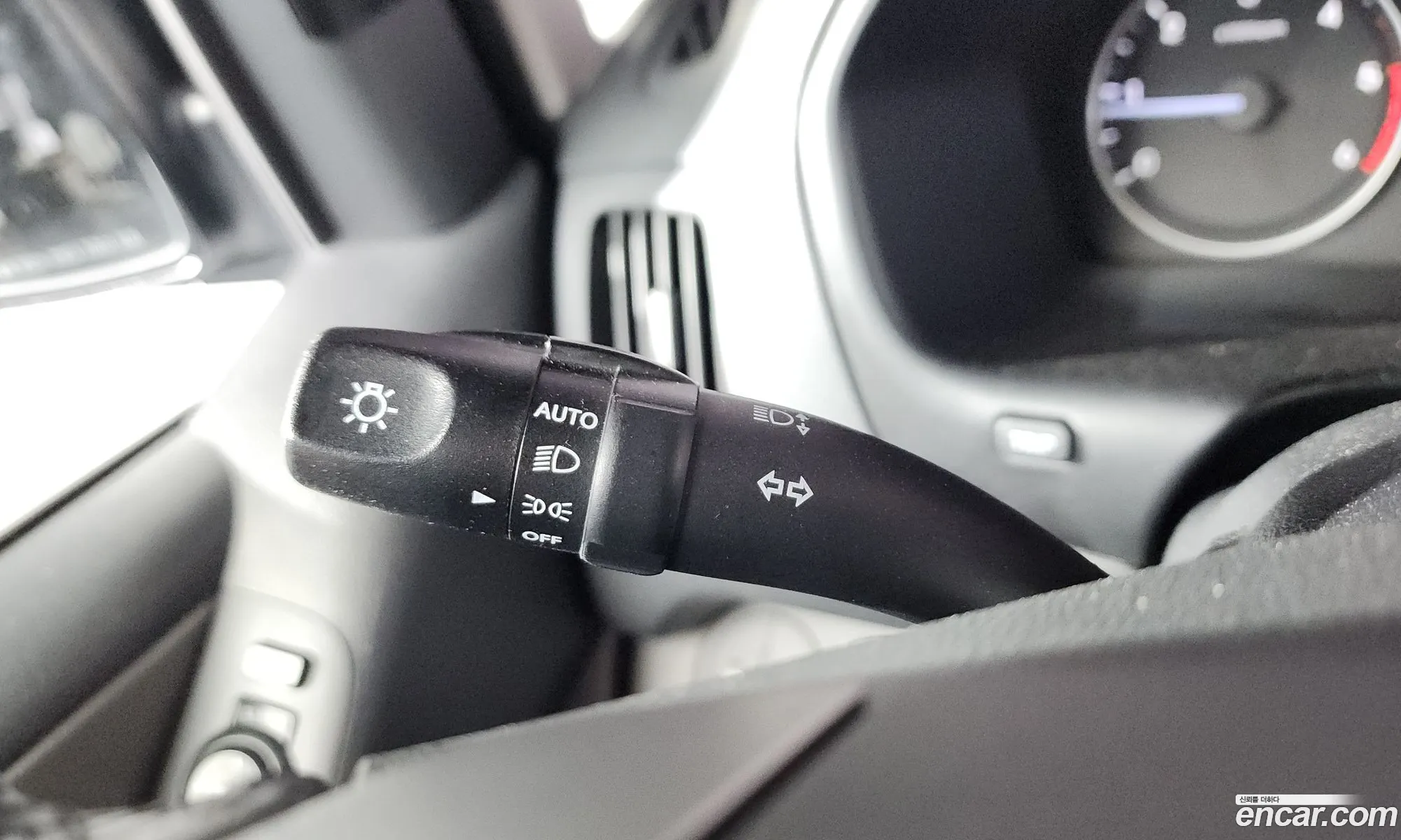 Hyundai Grand Starex 2020 — 29
