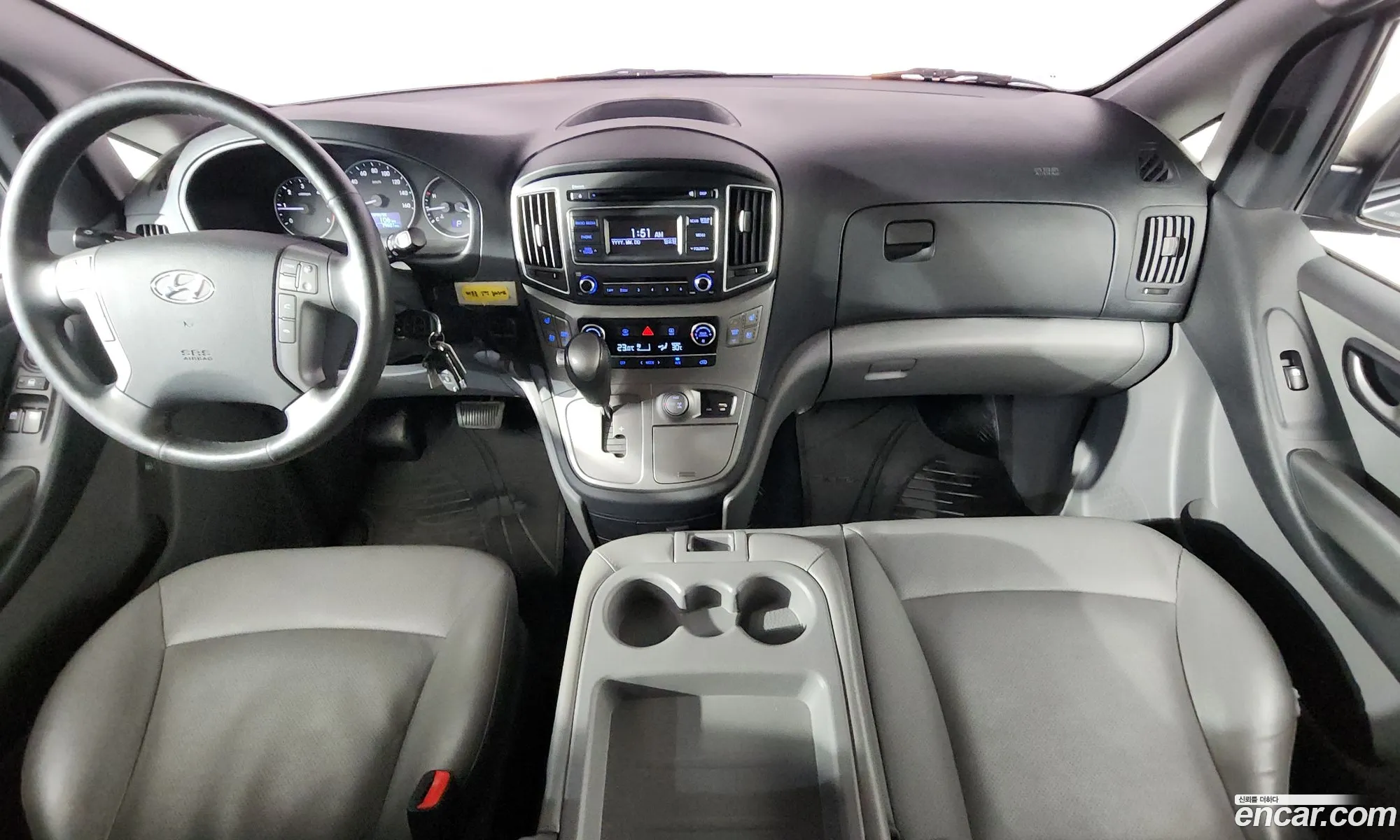 Hyundai Grand Starex 2020 — 11